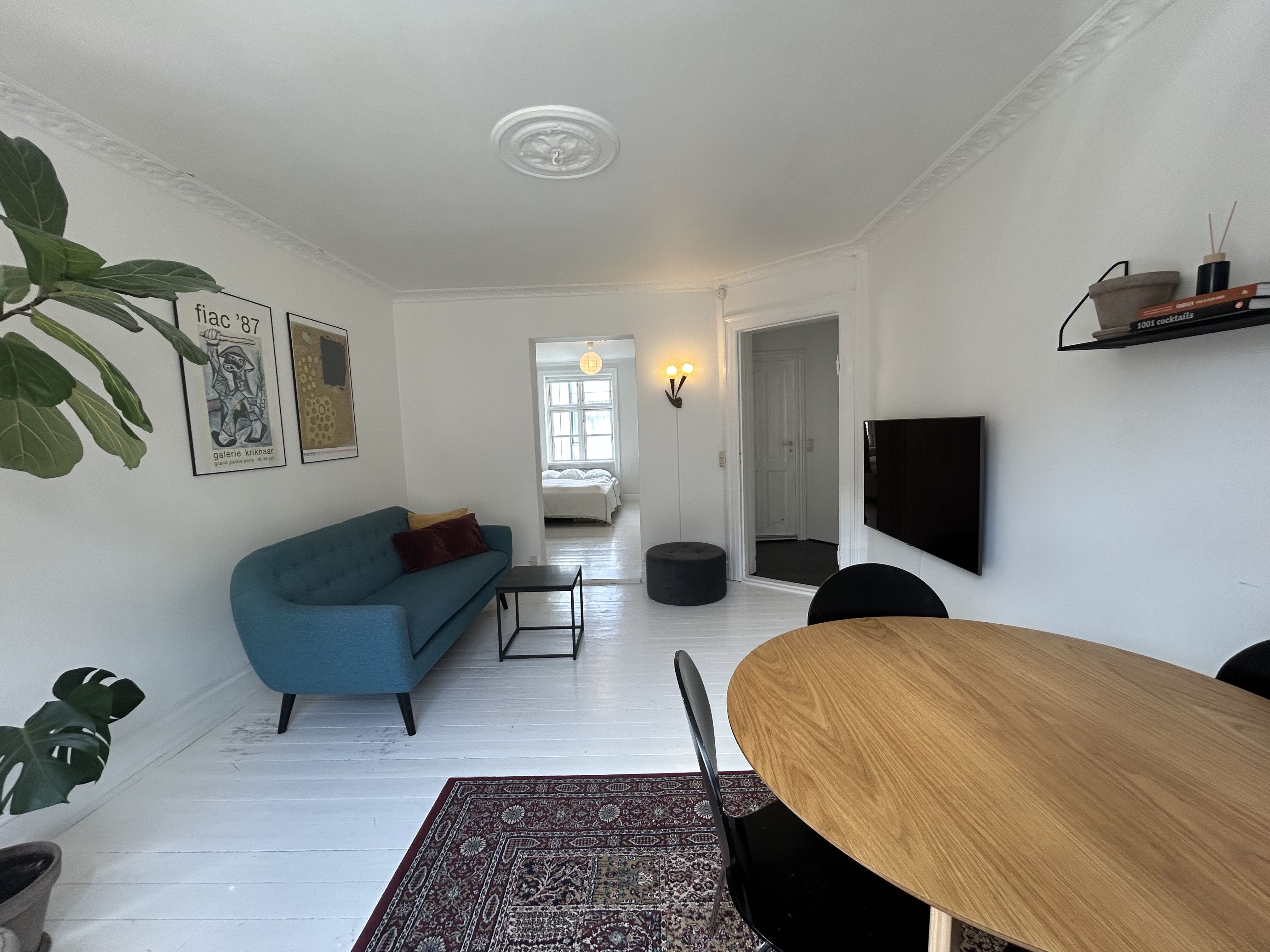 Bright & Furnished Apartment in Østerbro