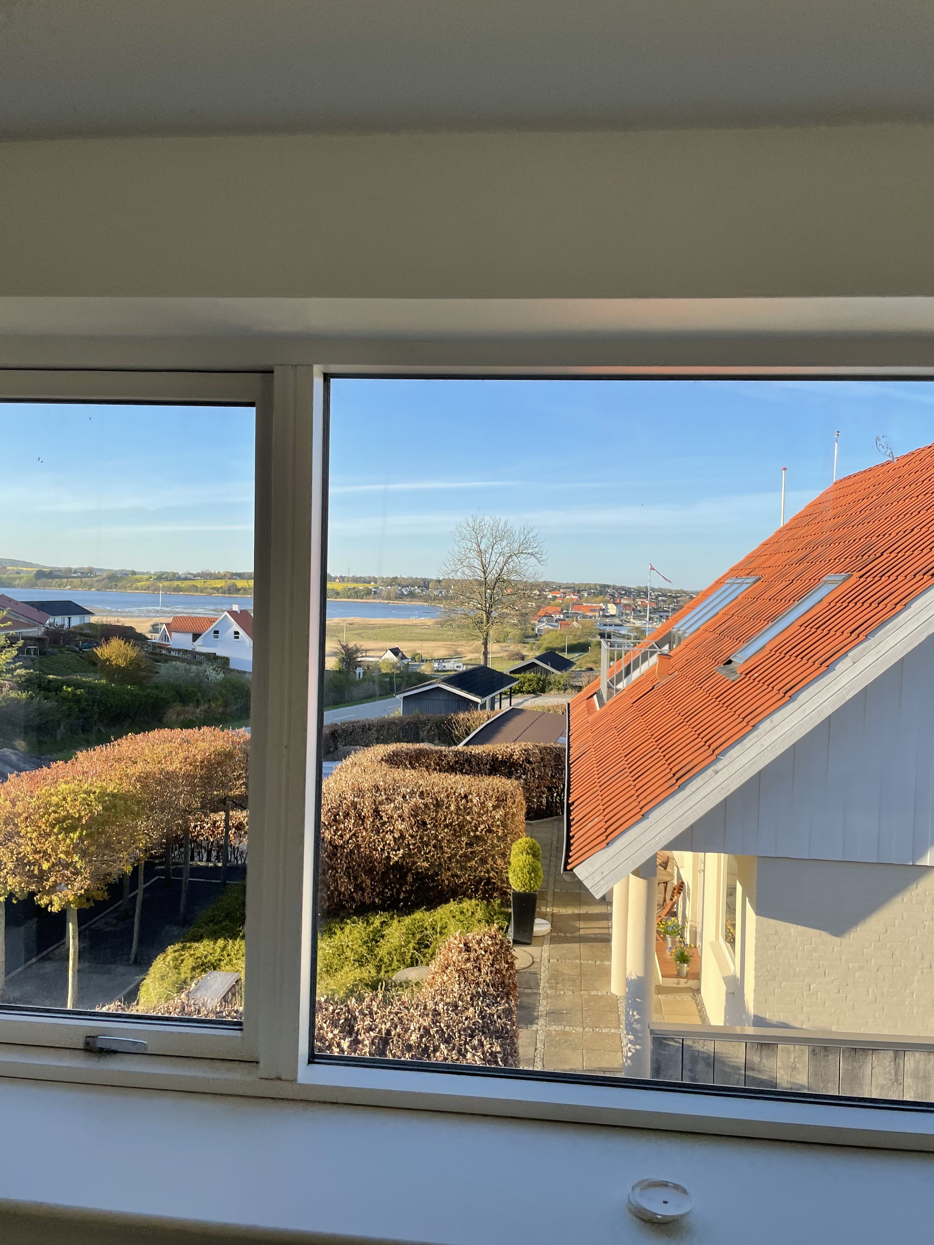 Hejlsminde lækkert hus med fantastisk udsigt