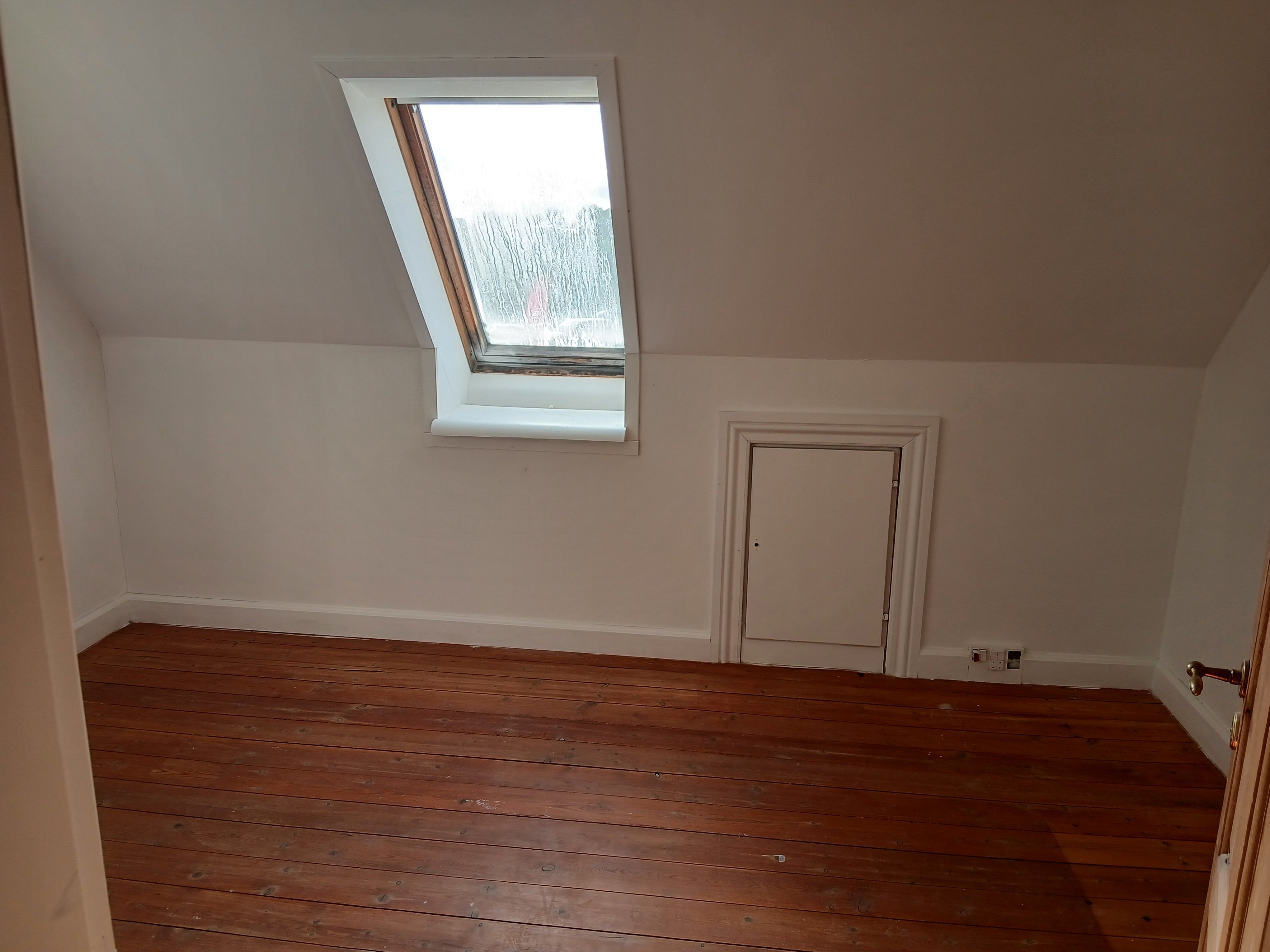 Room for rent 