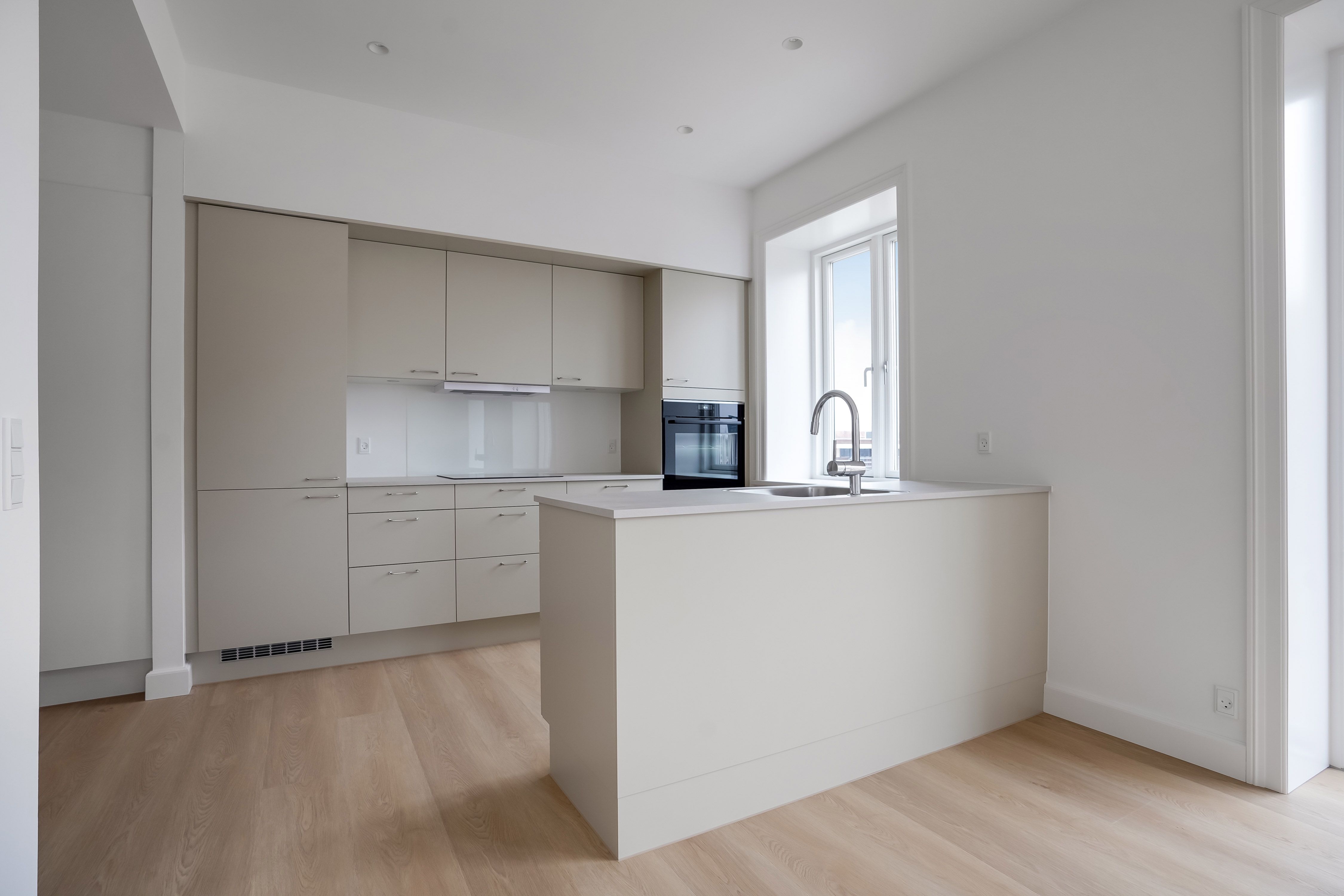 Nyopført 2-værelses lejlighed på 64 m² med terrasse.