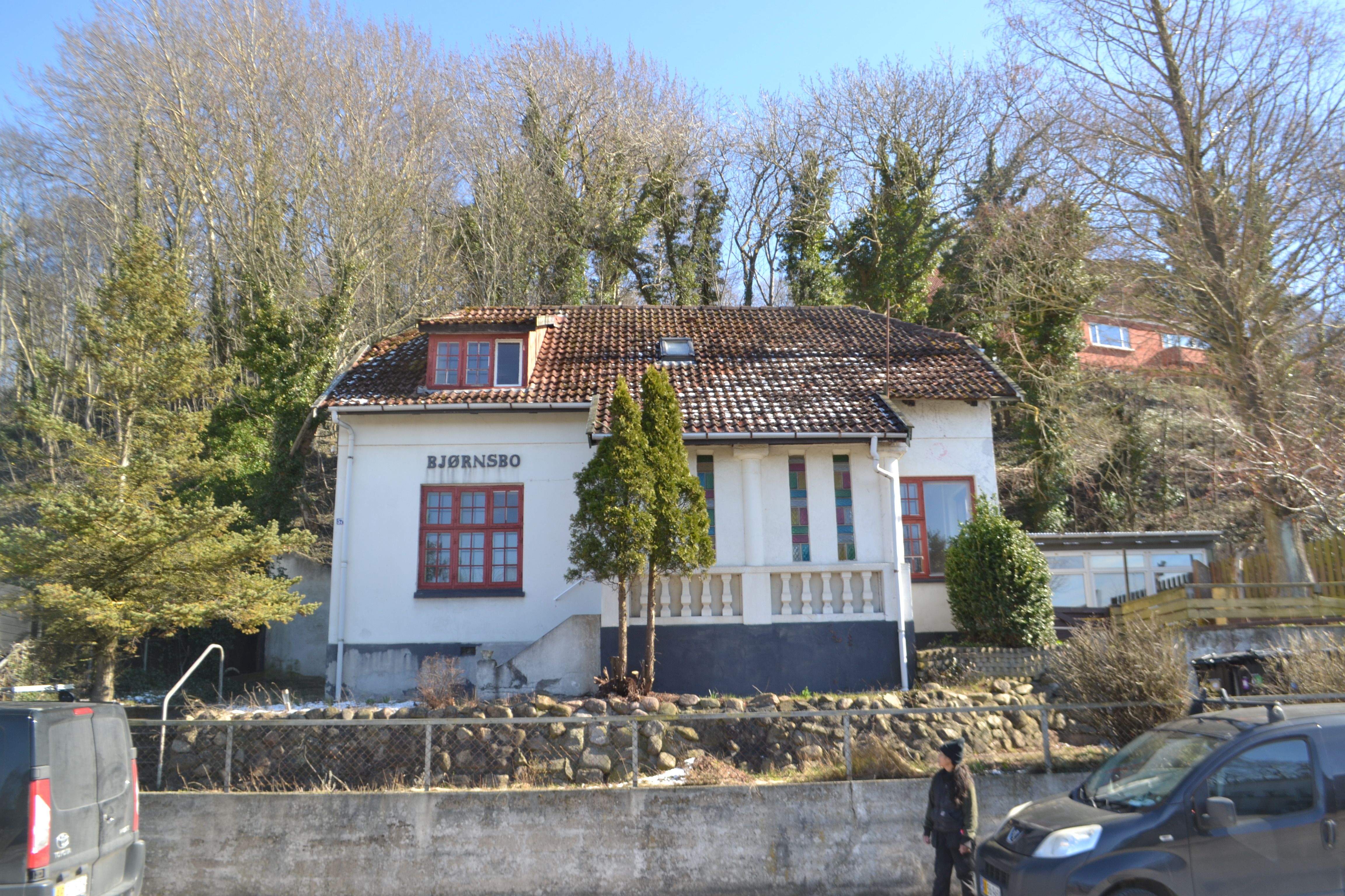 meget stort hus
