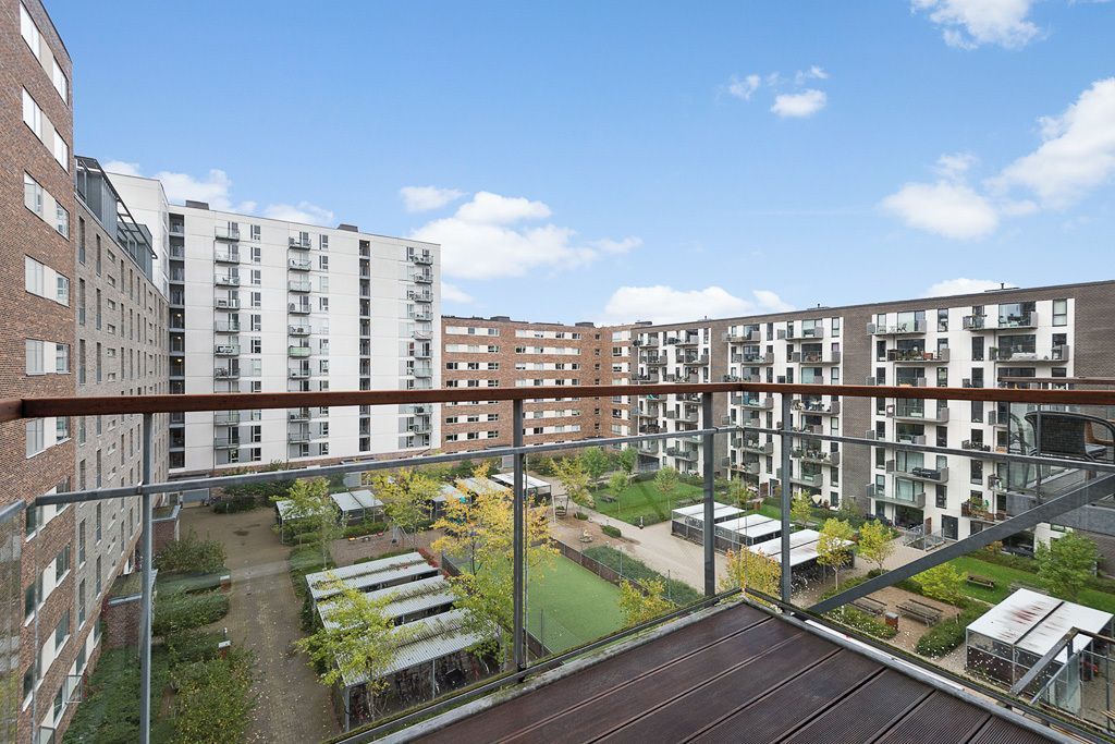 Lys og rummelig lejlighed i Ørestad City – velegnet til deling eller familie