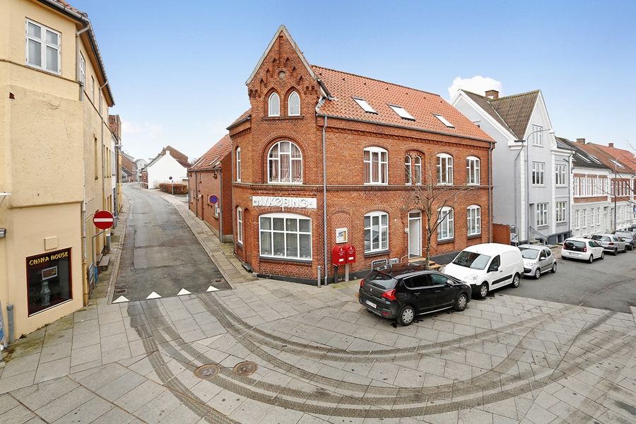 2 værelses lejlighed på Jernbanegade i Nykøbing M udlejes