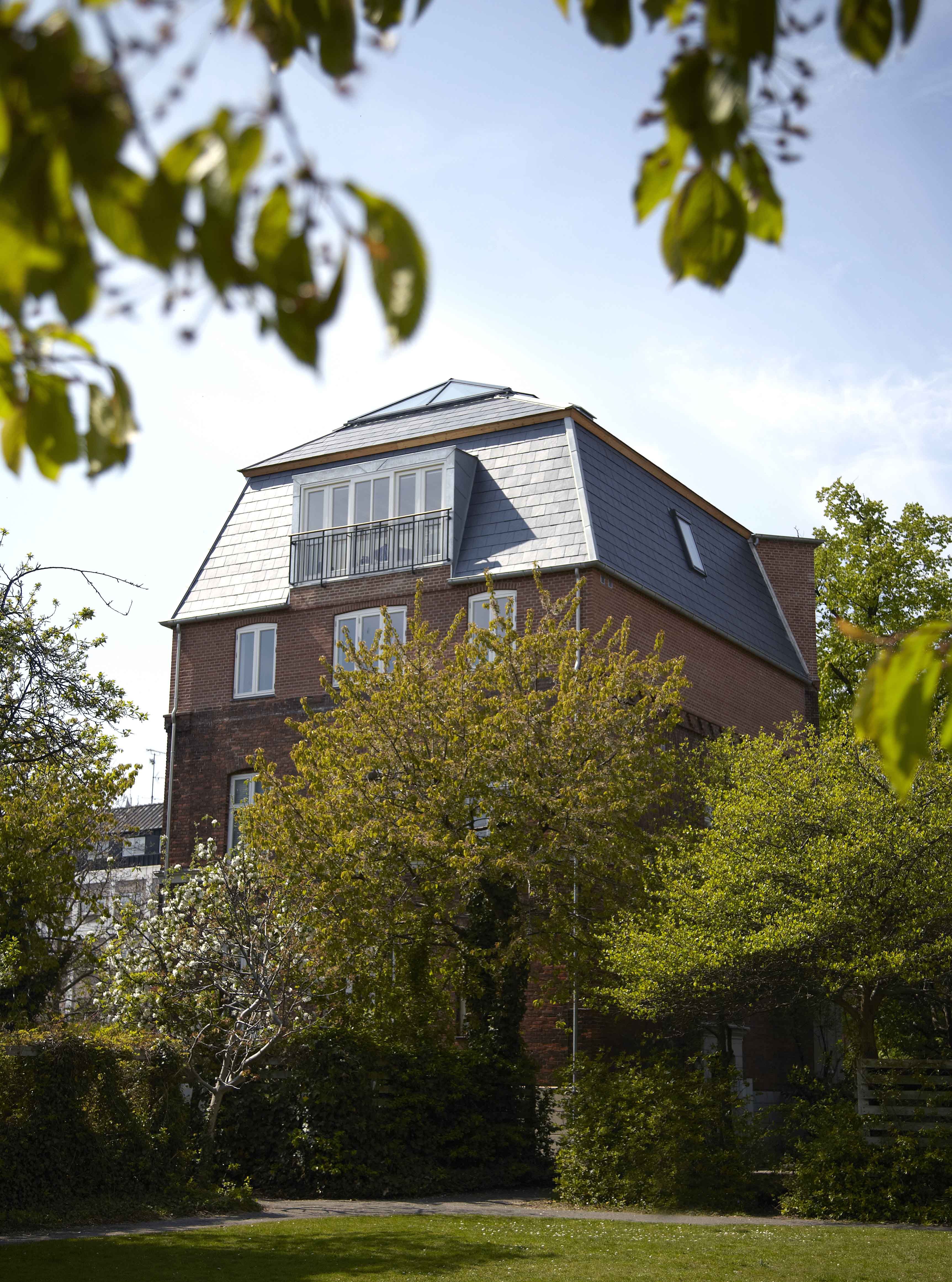 4vær med 6000m2 have og udgang til Svineryggen