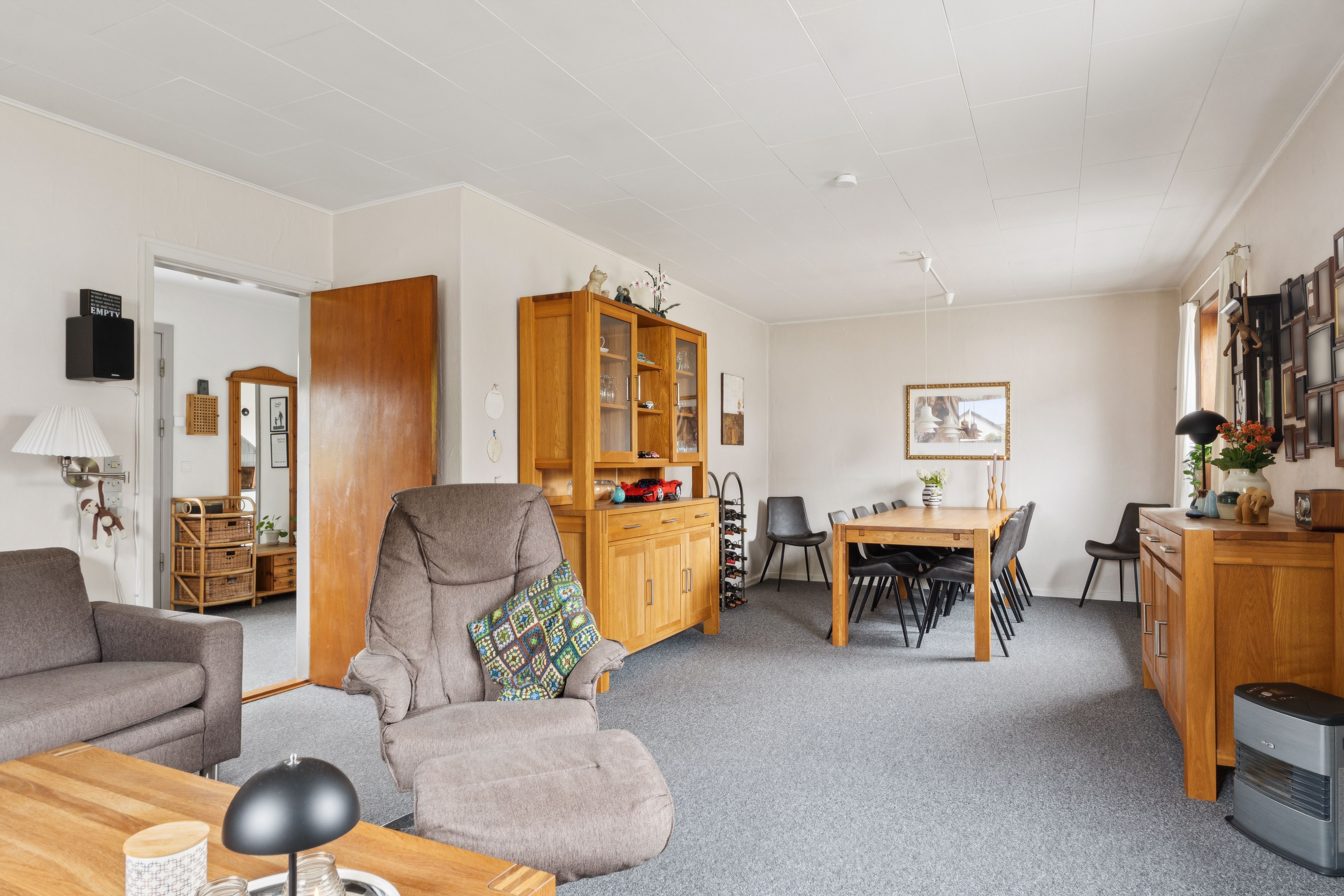 Klassisk villa i Bording med stor garage med mange muligheder