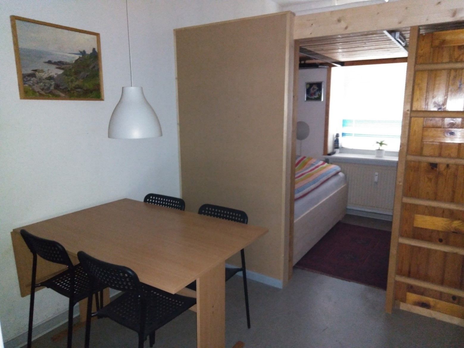 Pæn størrelse 3 værelses lejlighed centralt i Vrå 