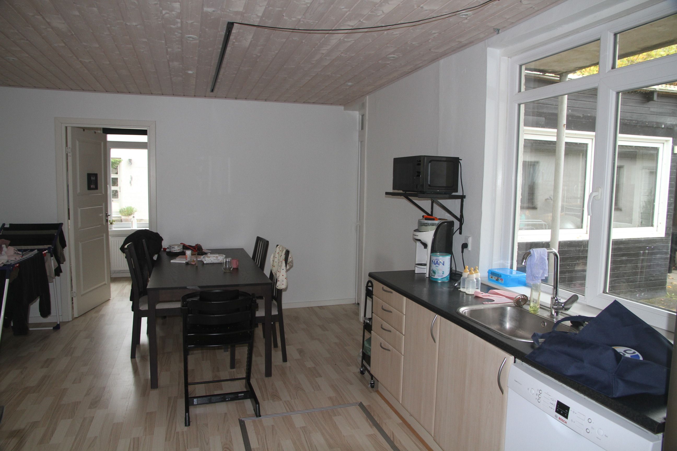 Dejlig stuelejlighed i centralt beliggende villa i Års