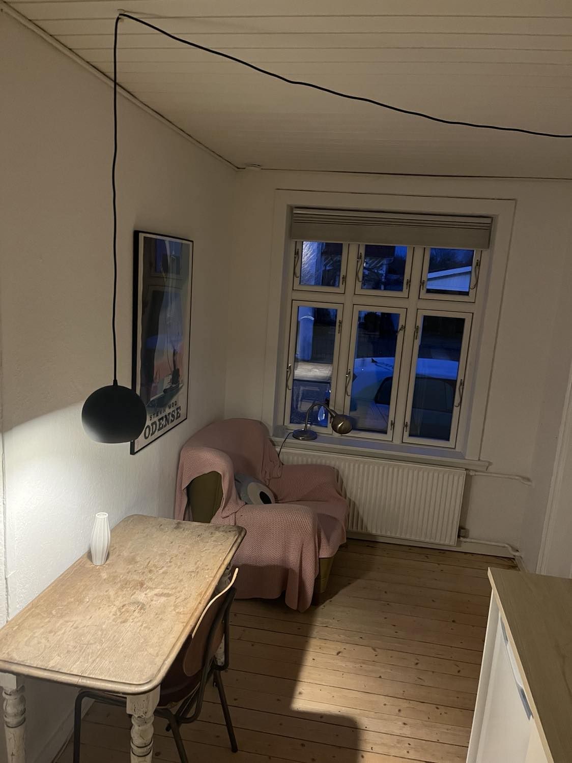 Lille værelse med eget te køkken og bad