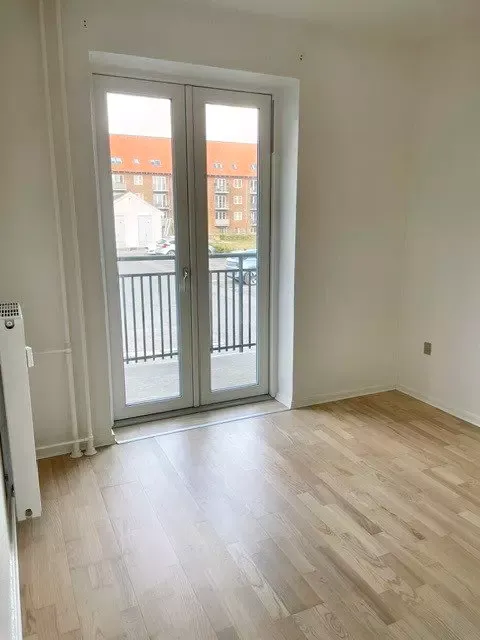 2-værelses lejlighed på 69 m2 med altan og husdyr tilladt efter aftale