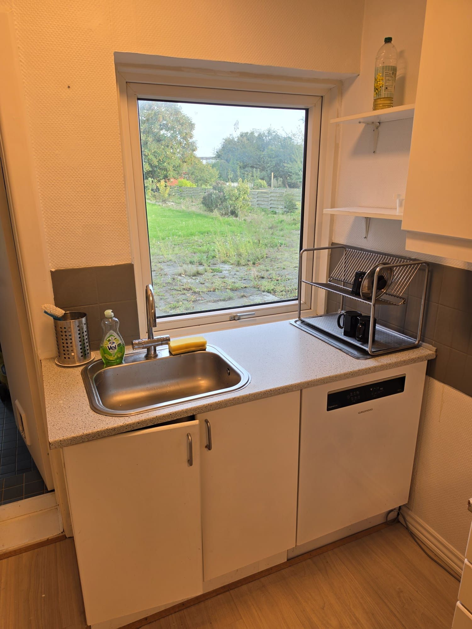  FULLY FURNISHED HOUSE FOR RENT