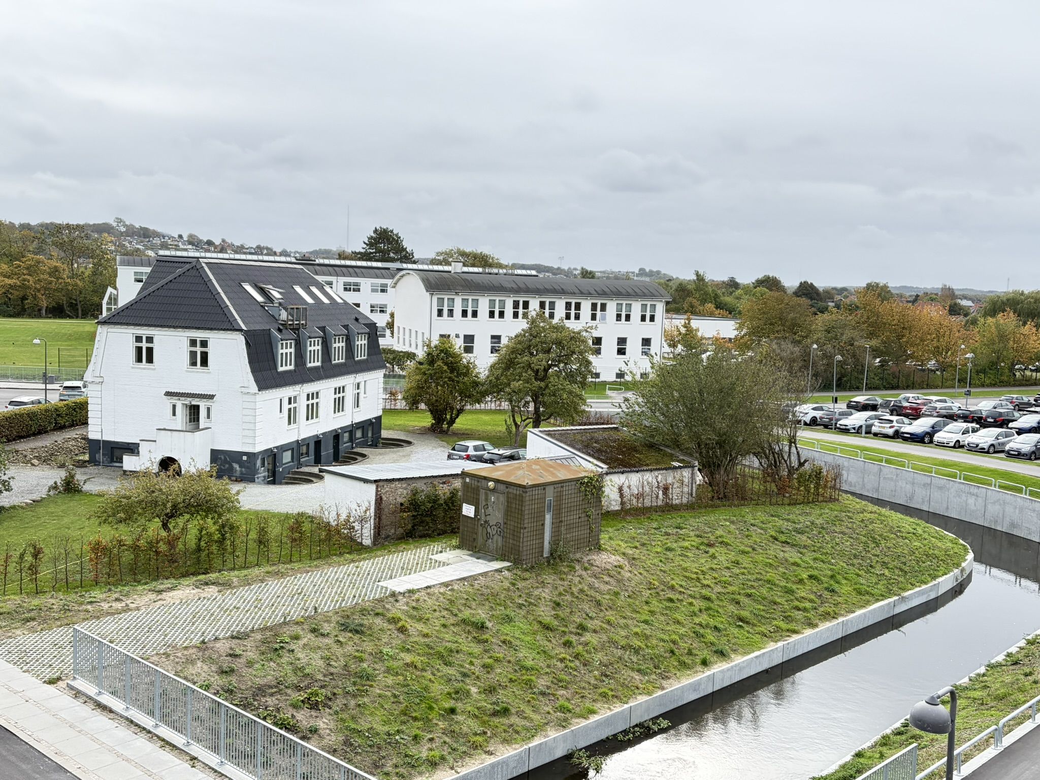 Lys 3-værelses lejlighed på Kielersvej – kun 14 dages opsigelse