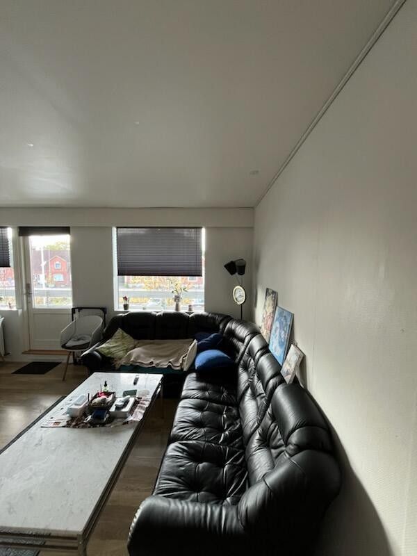 Delevenlig 4 vær. lejemål med stor terrasse