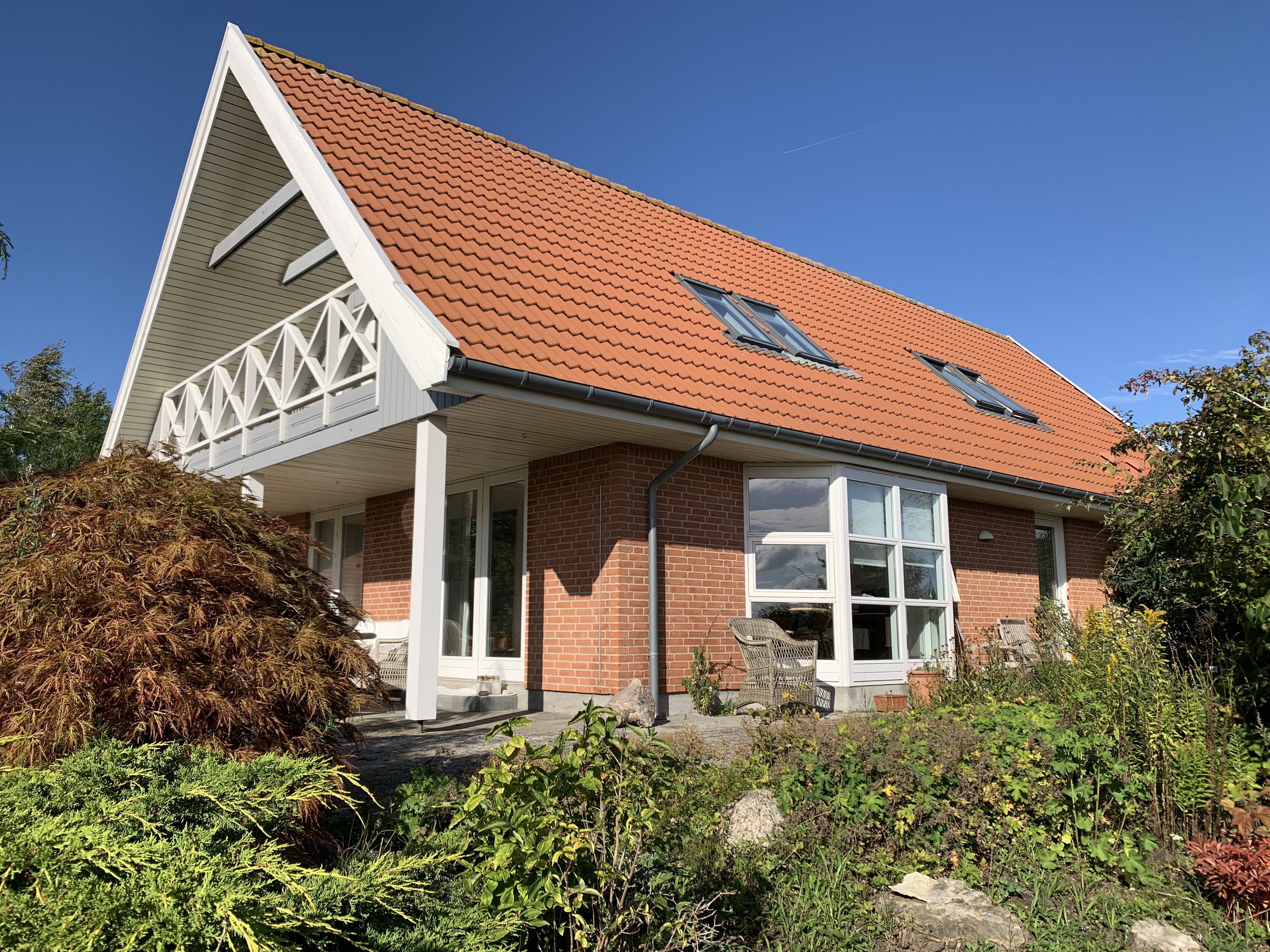 Umøbleret villa udlejes - kort tid da det er til salg