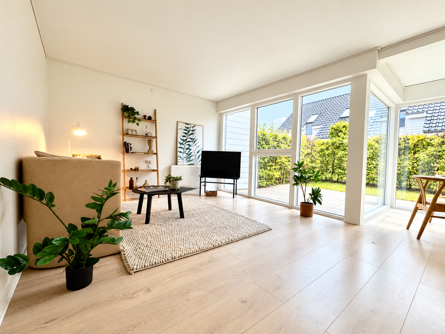 Tilst - en moderne forstad med alt hvad du drømmer om!