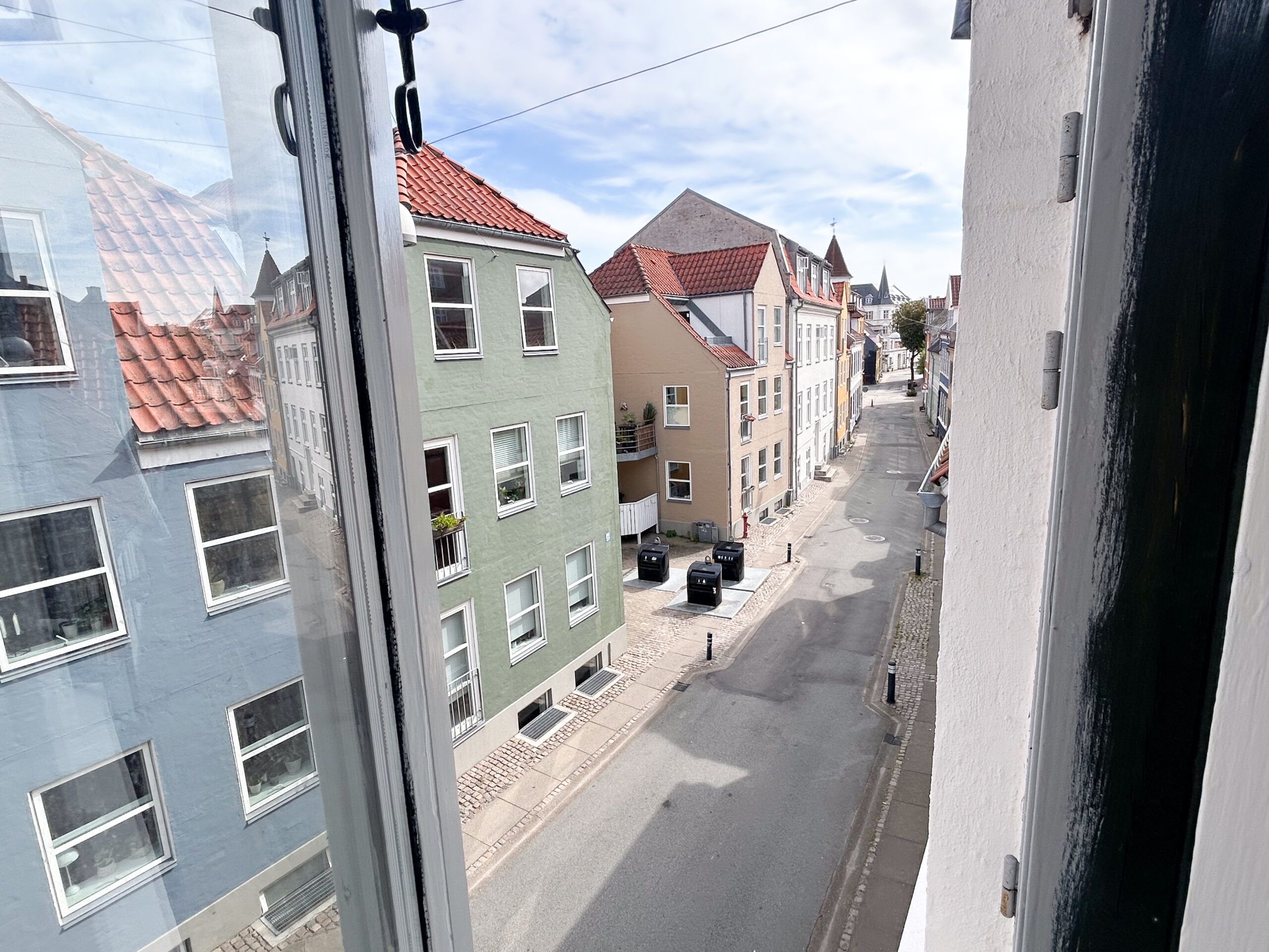 Nyrenoveret 2-værelses lejlighed midt i Aalborg