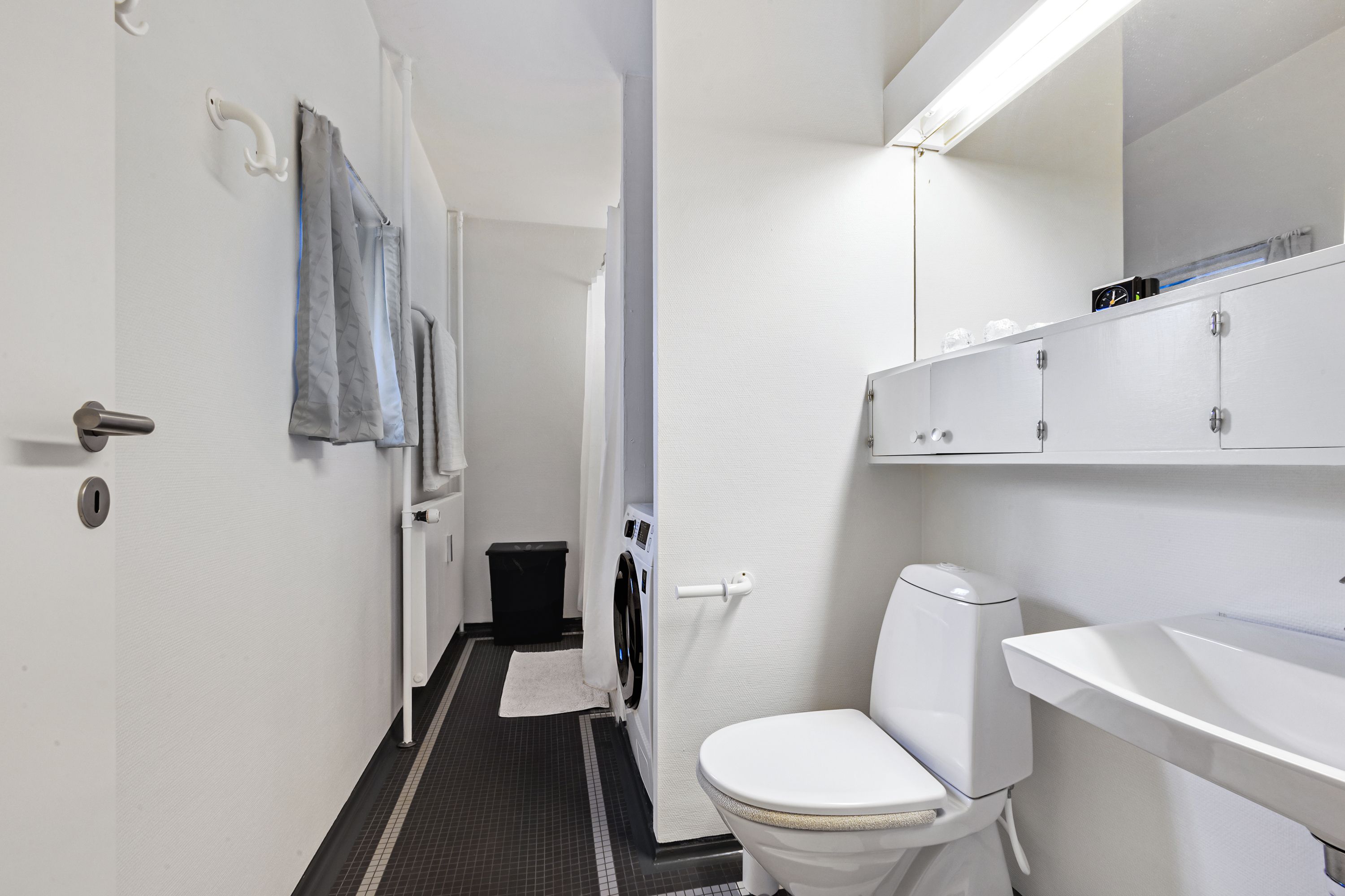 Lys og moderne lejlighed 70 m²  med have – 2980 Kokkedal