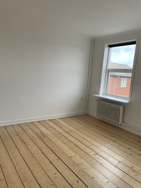 3- værelses lejlighed på 100 m2  