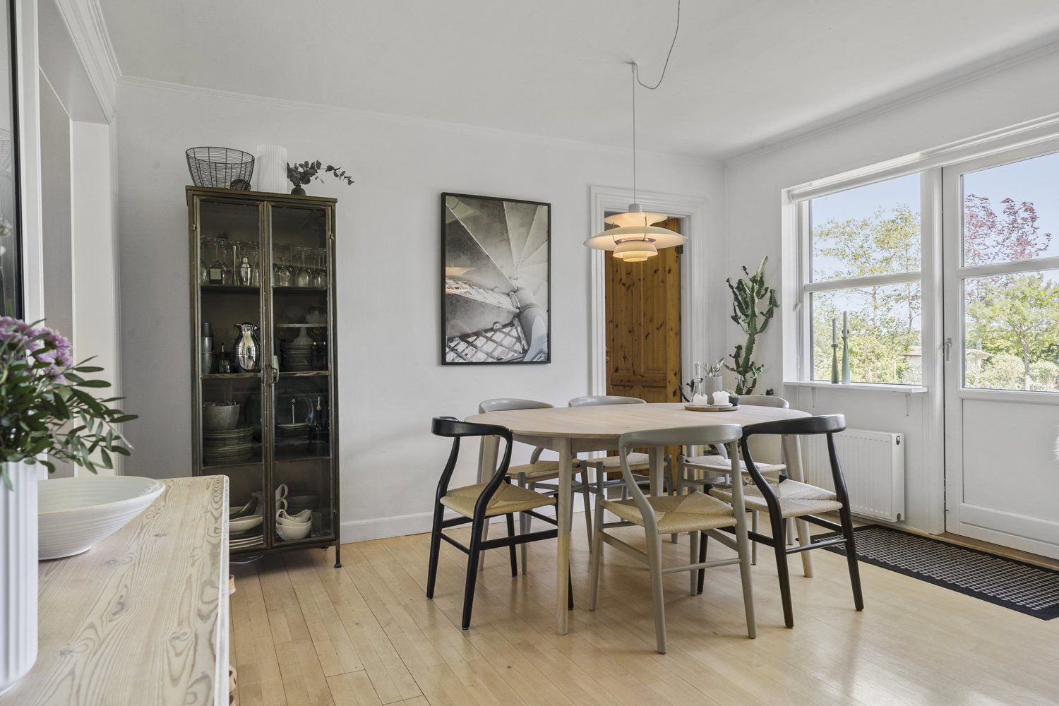 En lækker nedlagt landejendom med stor særskilt lejlighed på 70 m²