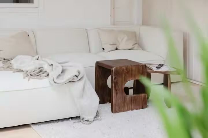 Fully furnished with own parking, big garden 