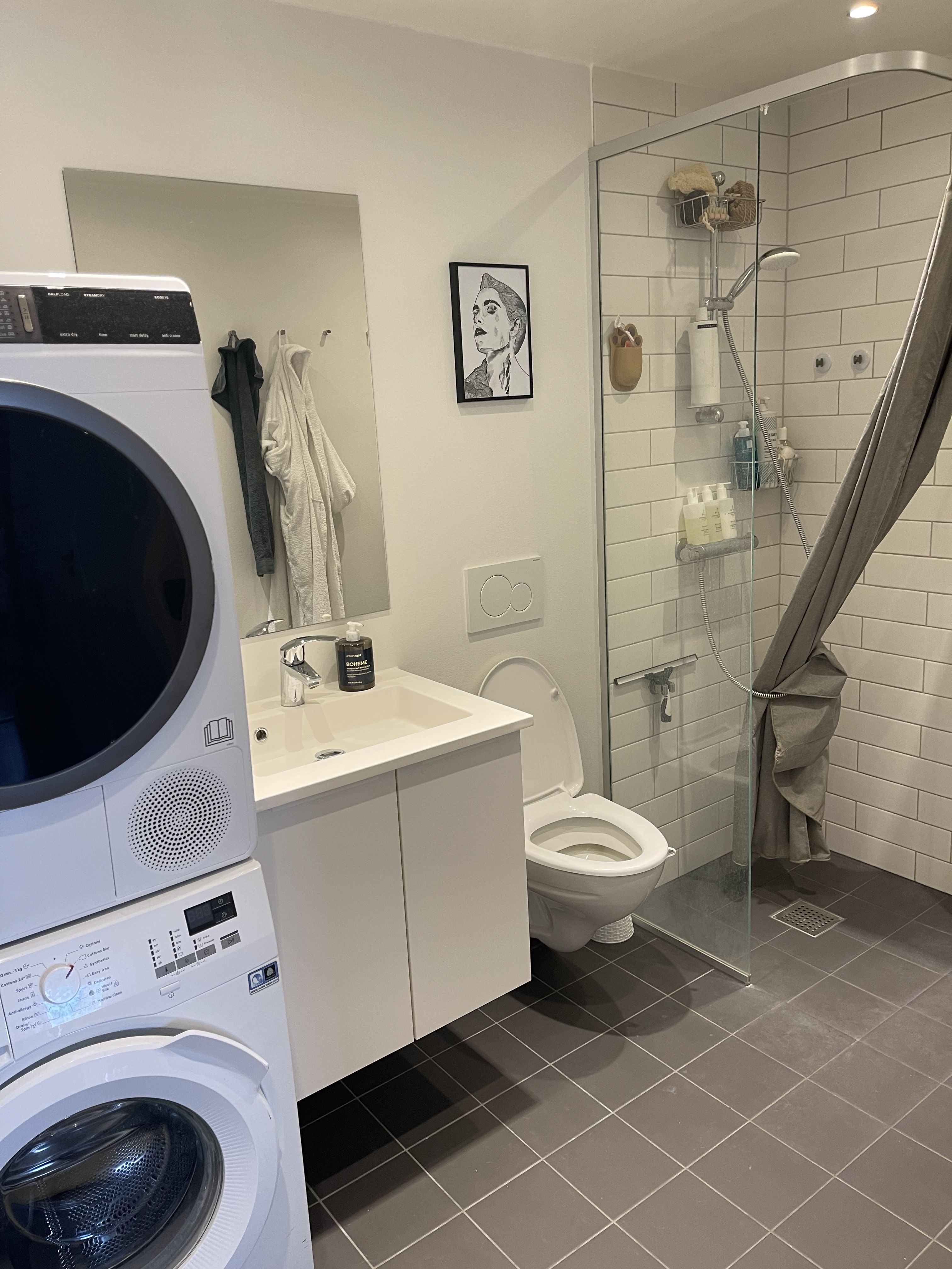 [KBH SV] Værelse udlejes bofællesskab med en Golden Retriever ❤️ Room for rent in houseshare with a Golden Retriever ❤️