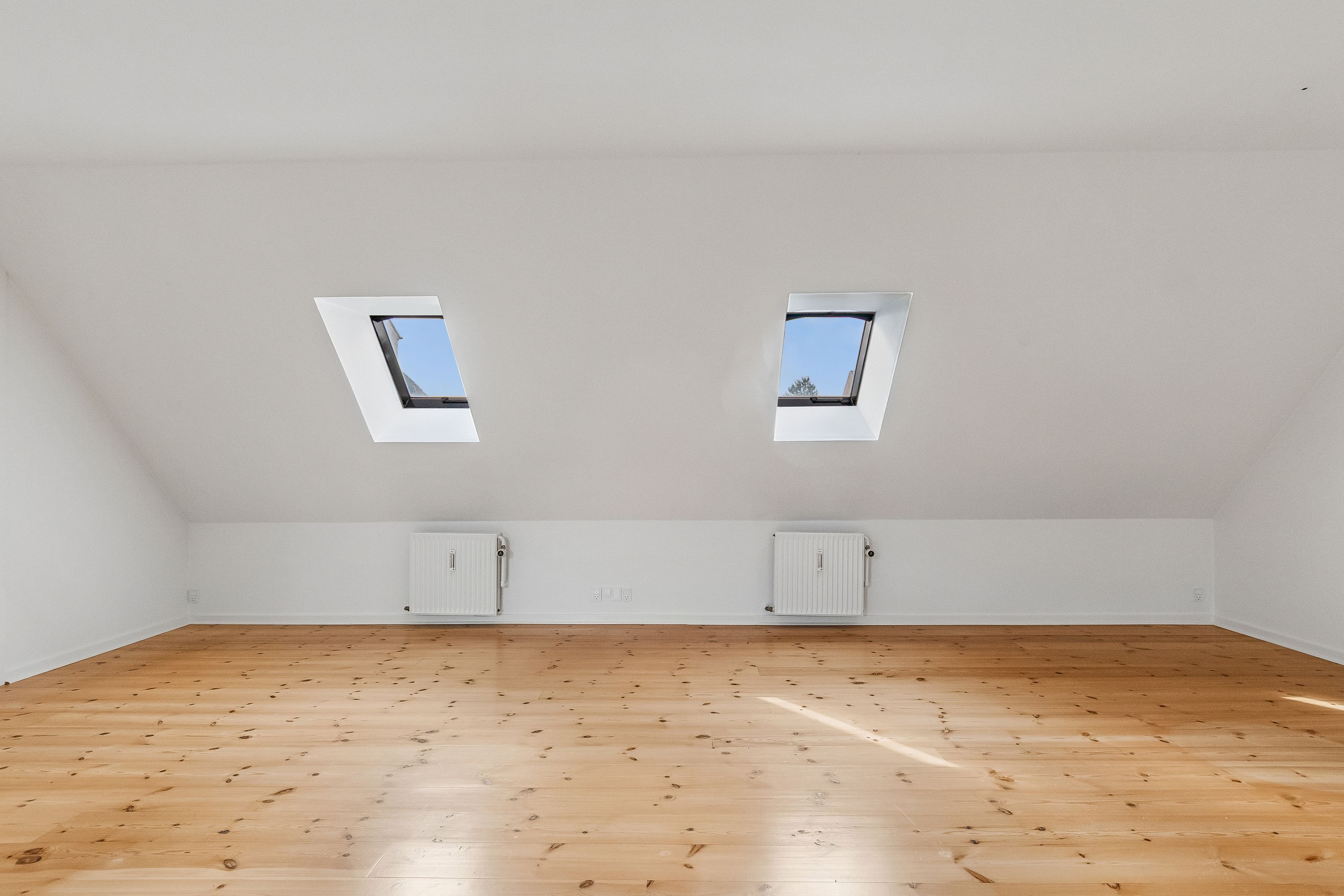 2 værelses Lejlighed på 93 m²