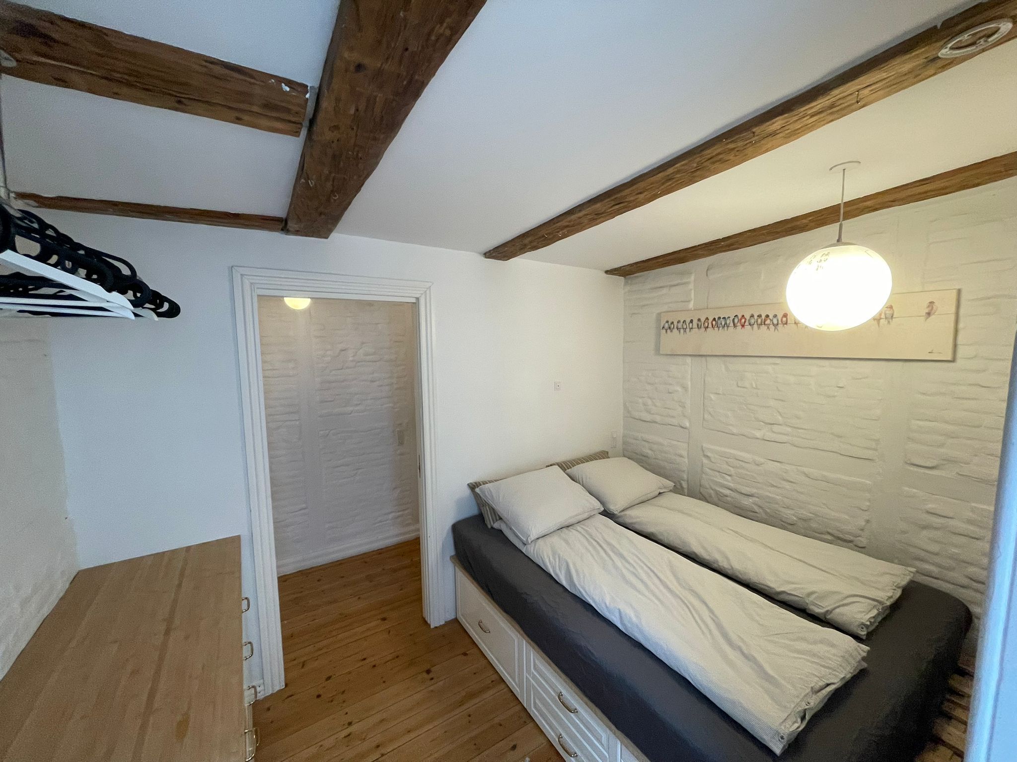 Cosy old apartment in city center