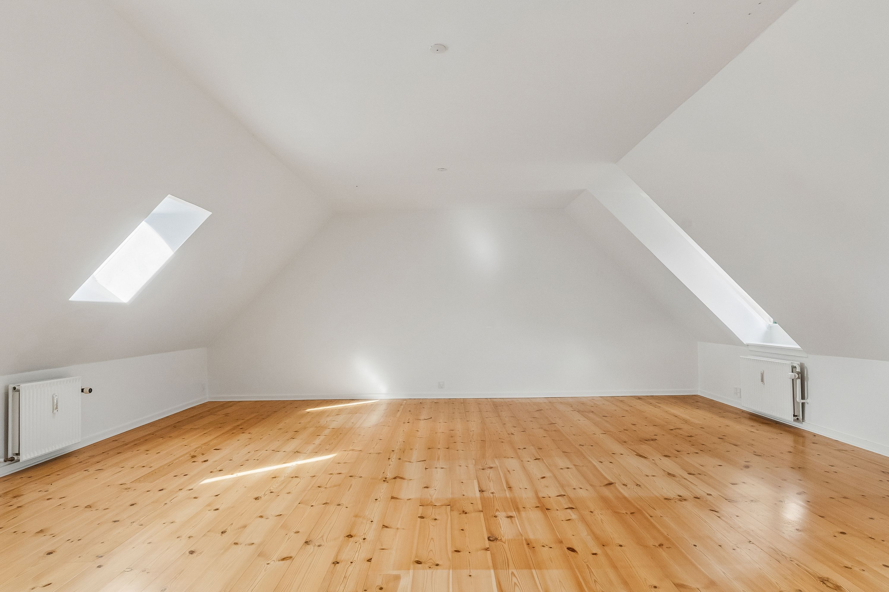 2 værelses Lejlighed på 93 m²