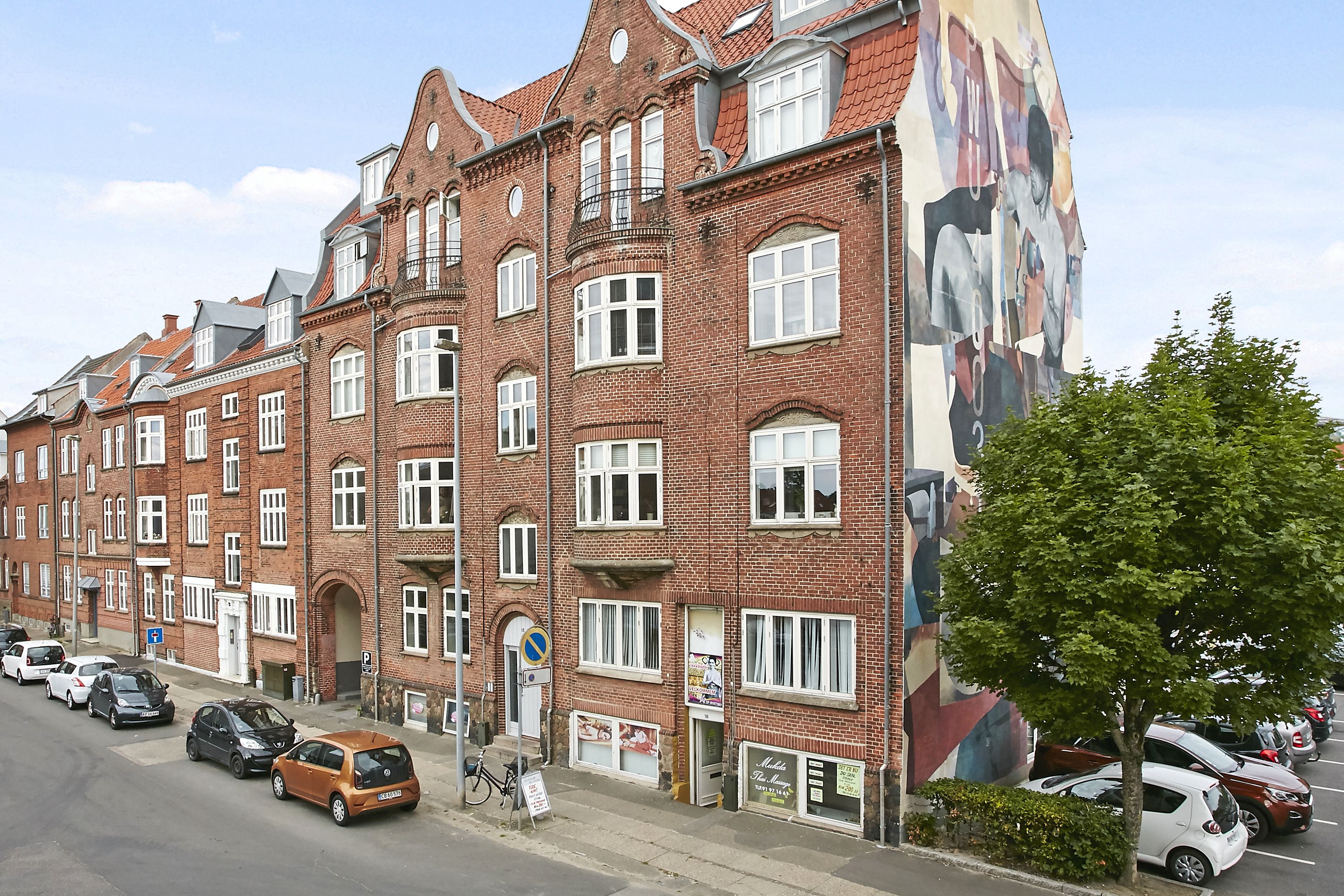 4 værelses lejlighed på 115m2 med altan
