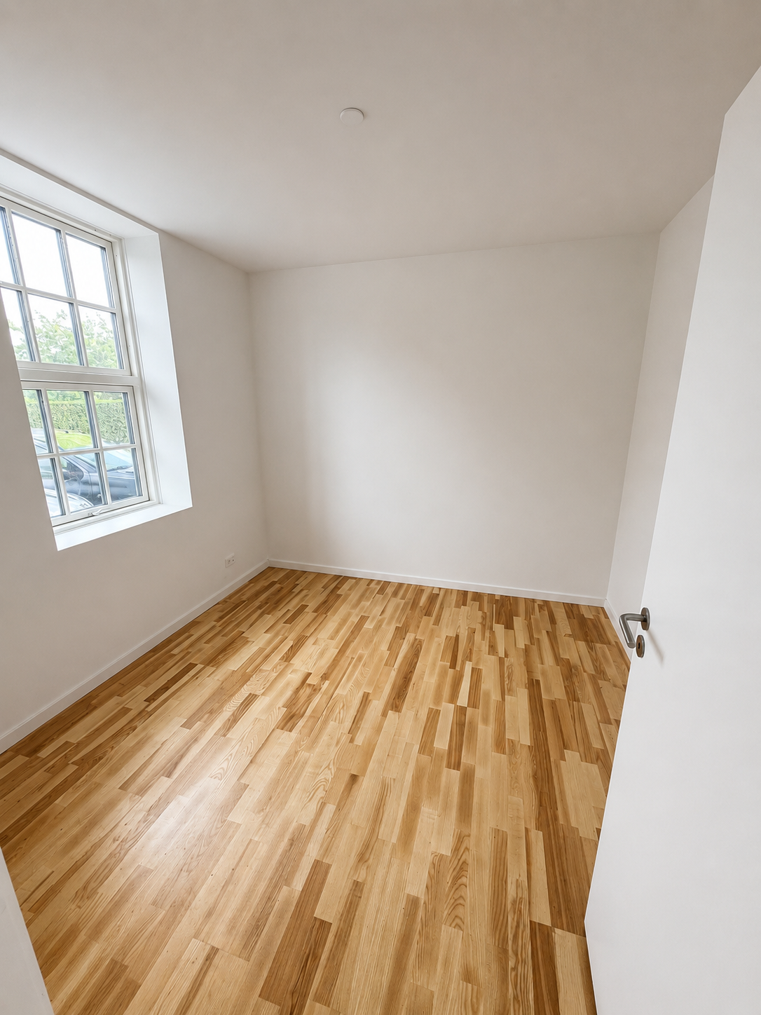 Moderne 2-værelses lejlighed på 72 m² med egen terrasse – opført i 2025