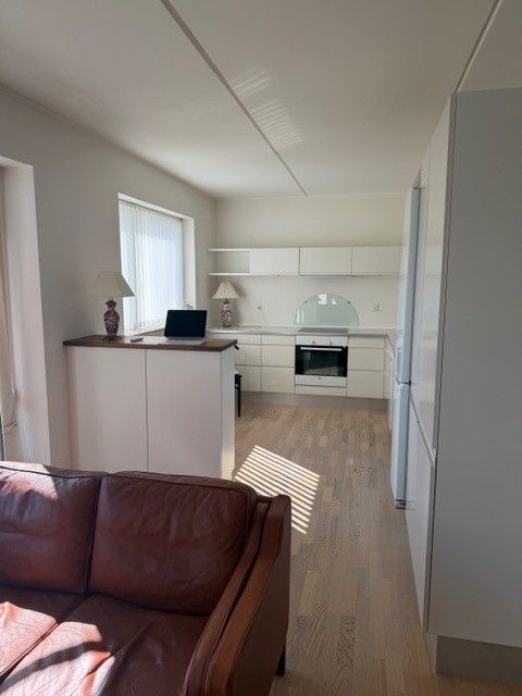 4 Rooms for rent 