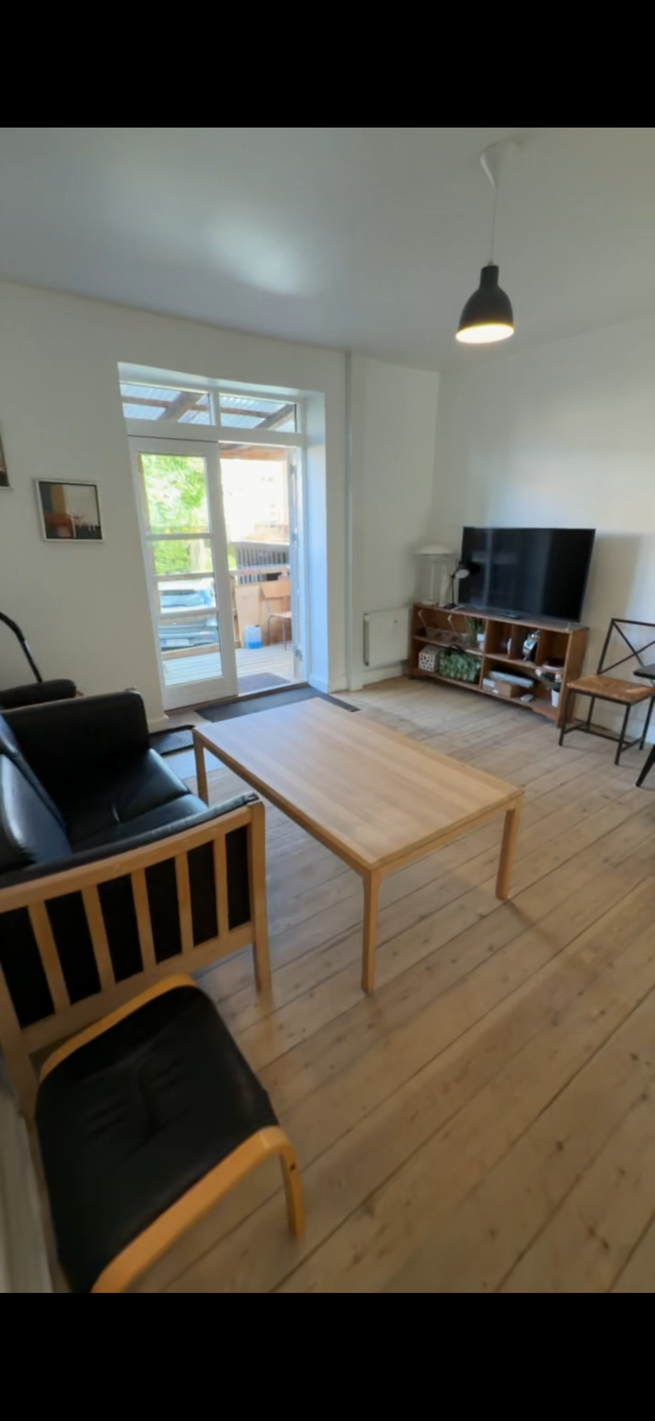 🏡 NYRENOVERET 3-VÆRELSES LEJLIGHED PÅ CALVINSVEJ