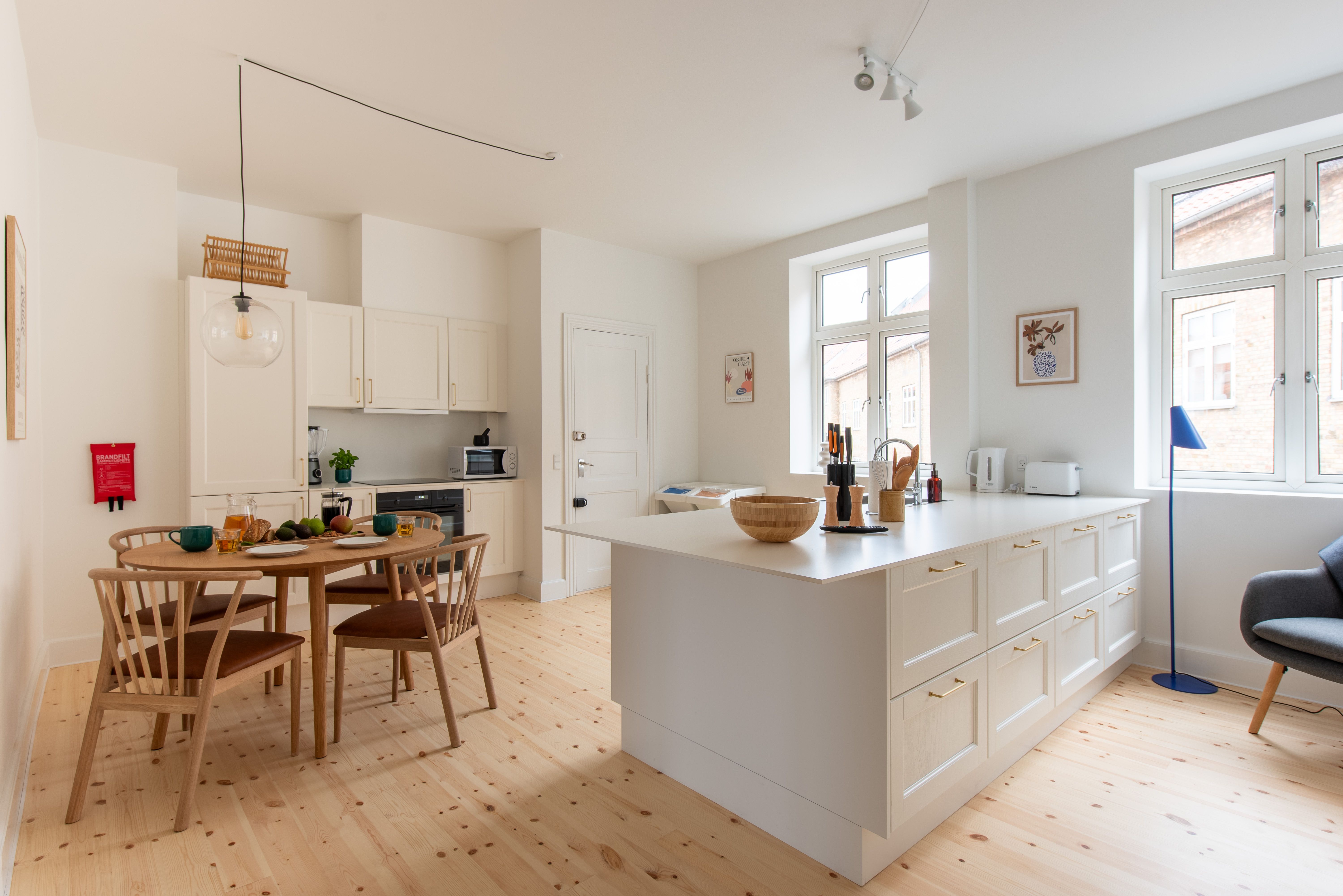 Furnished co-living apartment for working professionals