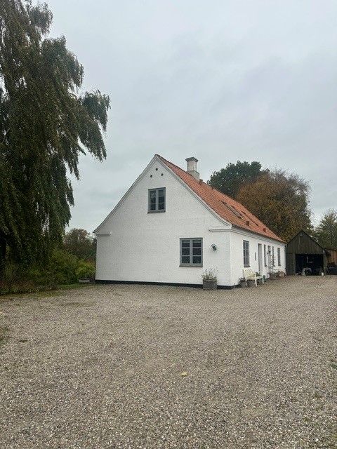 Naturskønt hus ved Ormholt udlejes 