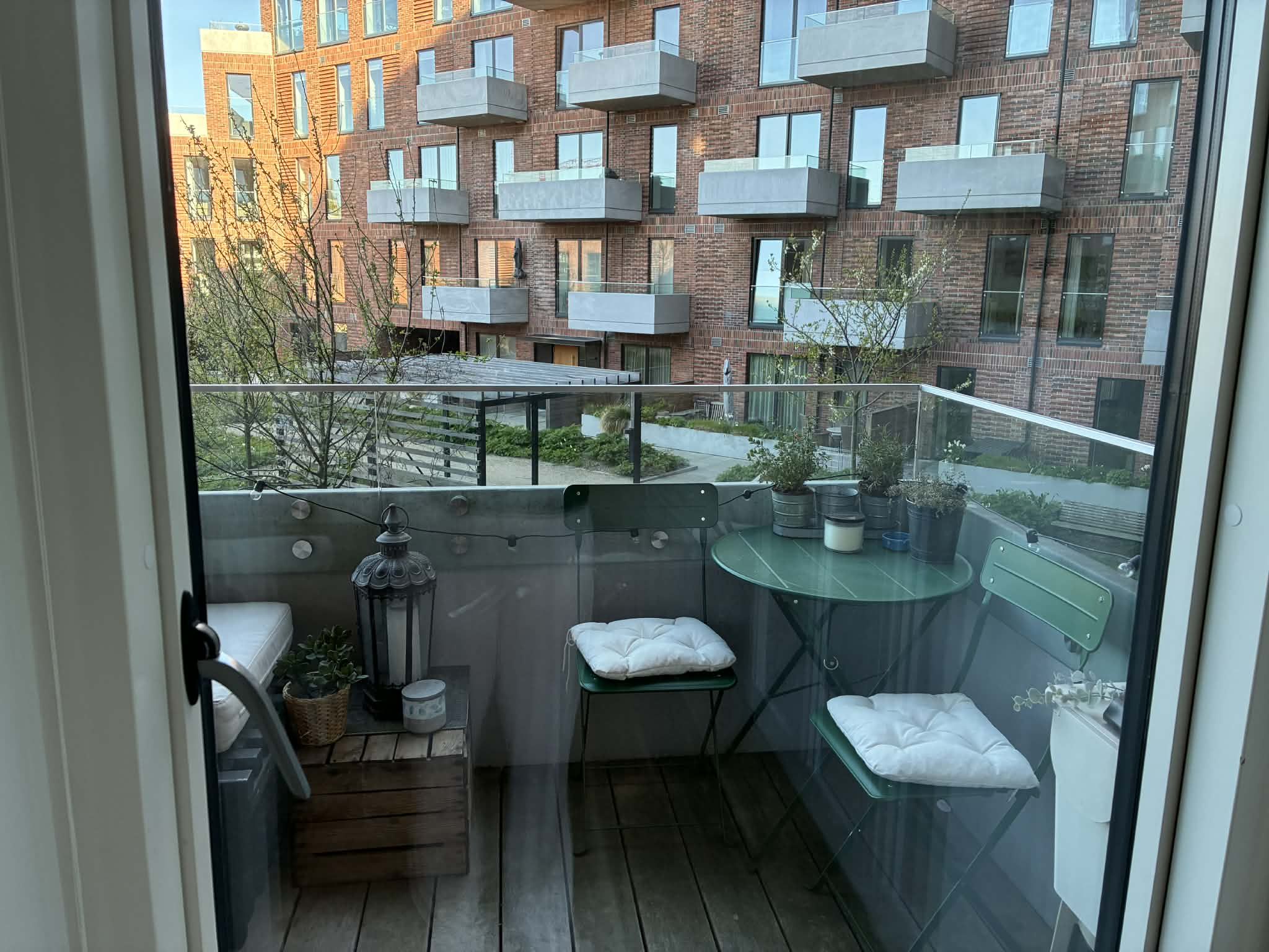 Fuldt møbleret lejlighed på Aarhus Ø – alt inkluderet - Tidsbegrænset.