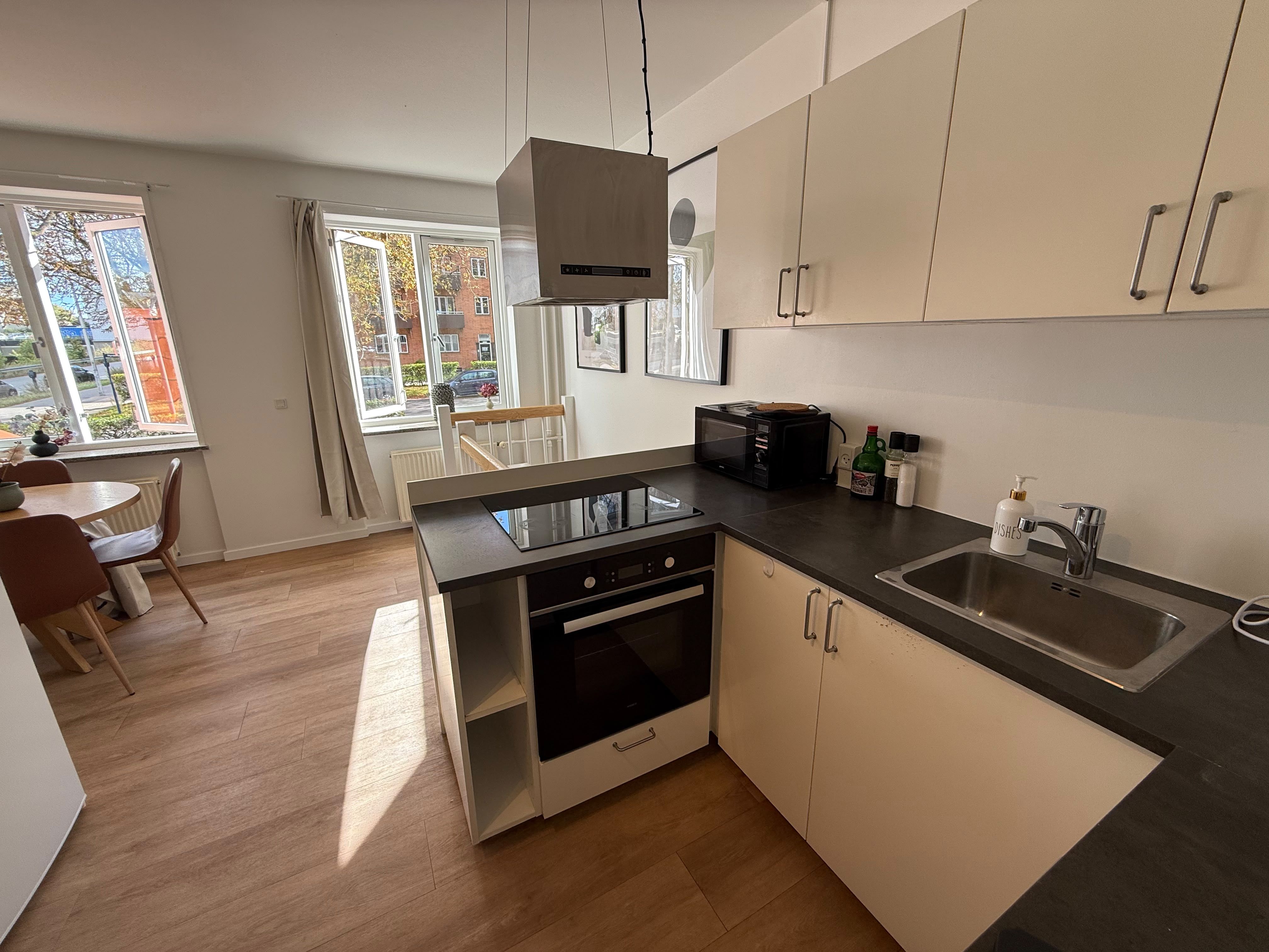 New Fully Furnished Room Available – Hyrdevangen 
