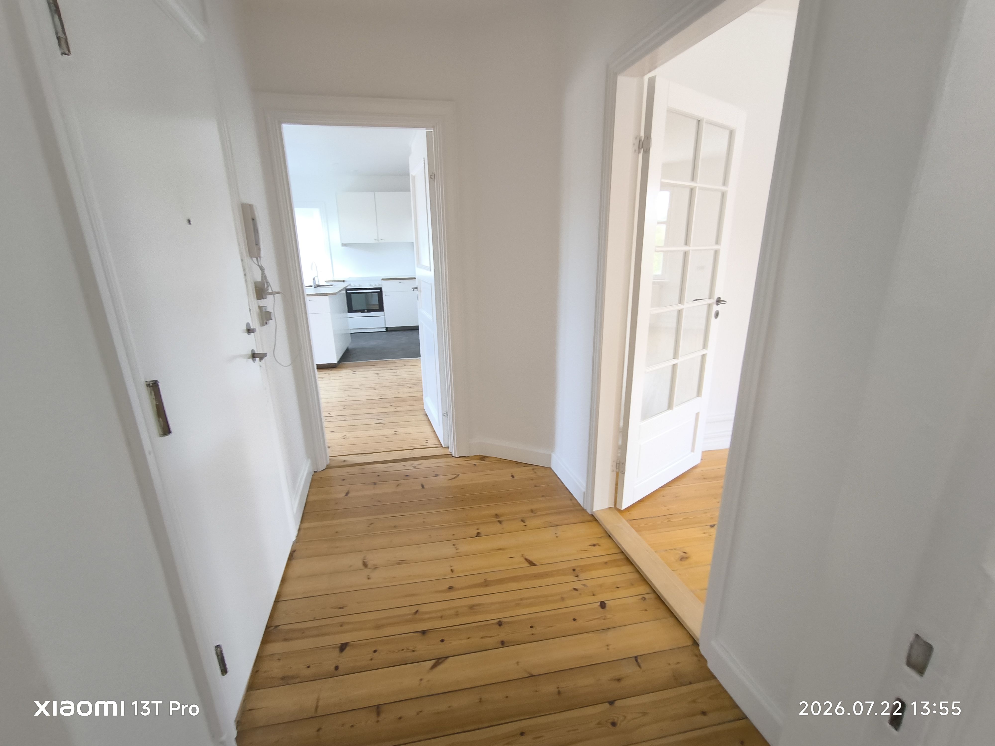 Stor, lys 2. sals lejlighed på 110 m² 