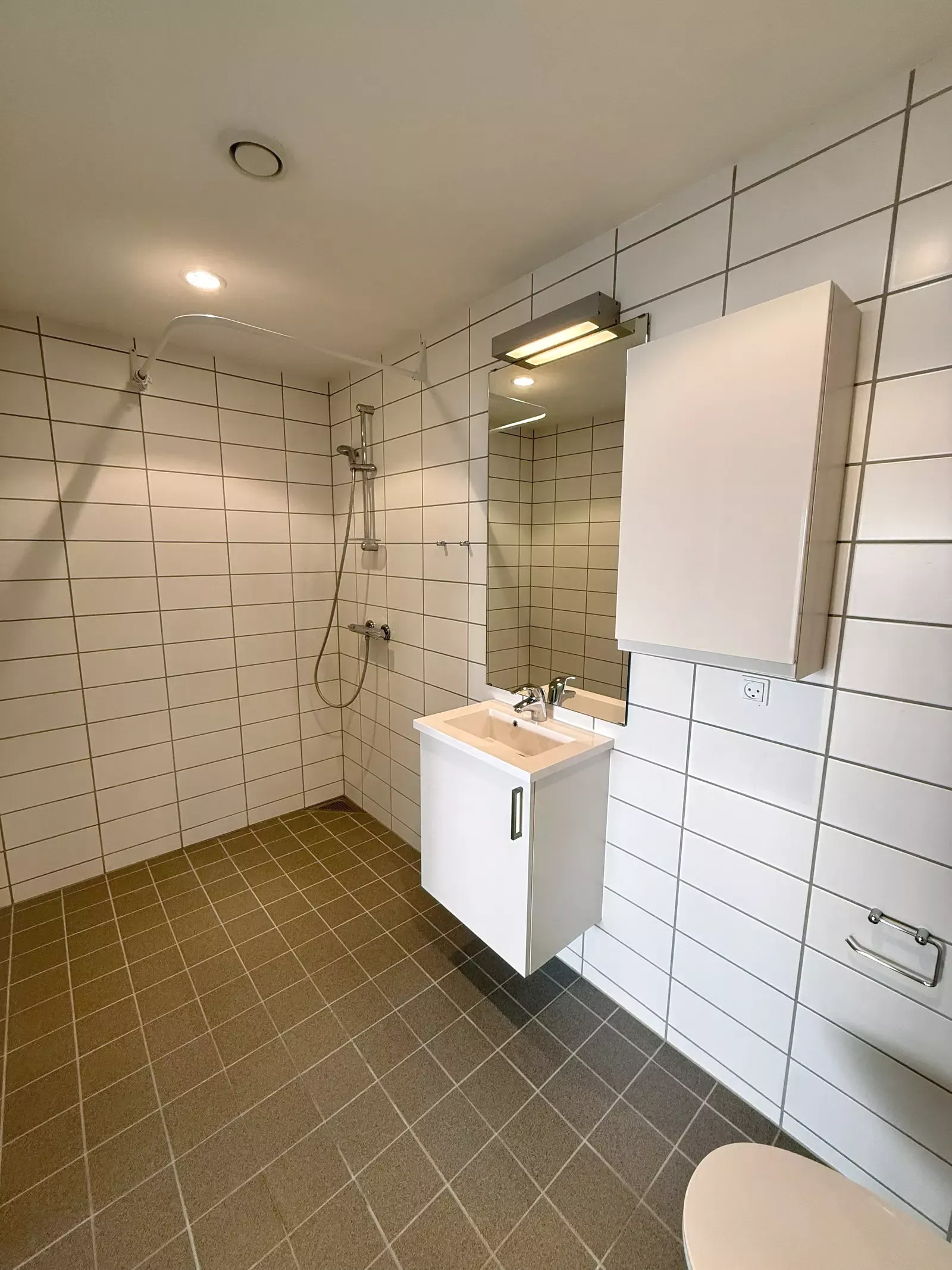 2-værelses bolig på 84 m² m. altan🏠