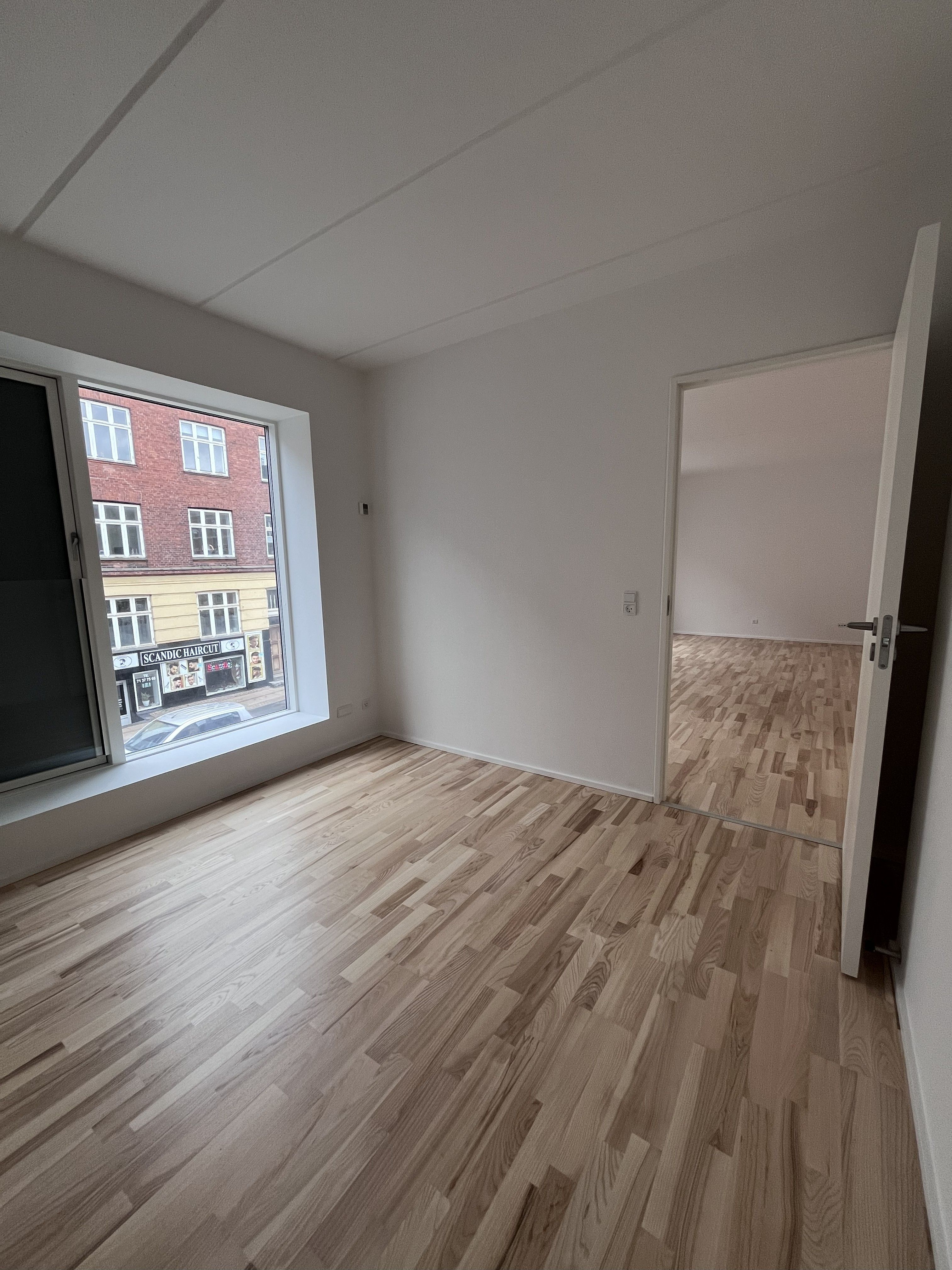 Moderne 3–værelses lejlighed beliggende centralt i København NV
