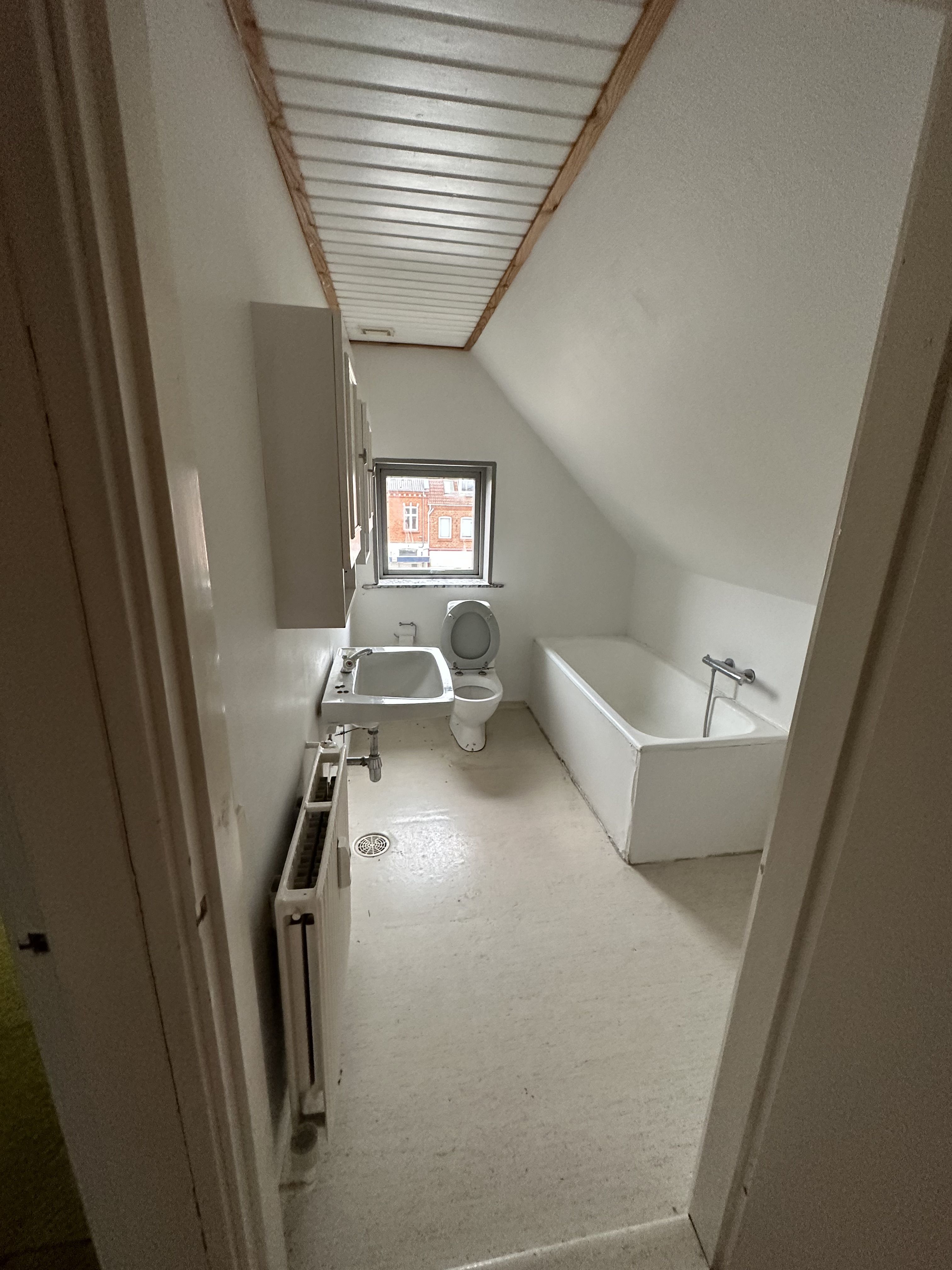Lejlighed med udsigt - uden naboer !