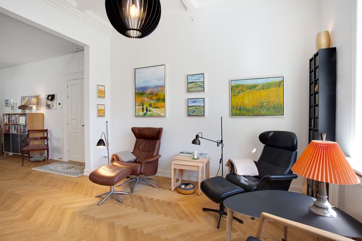 Eksklusiv lejlighed med have, gildesal og parkering