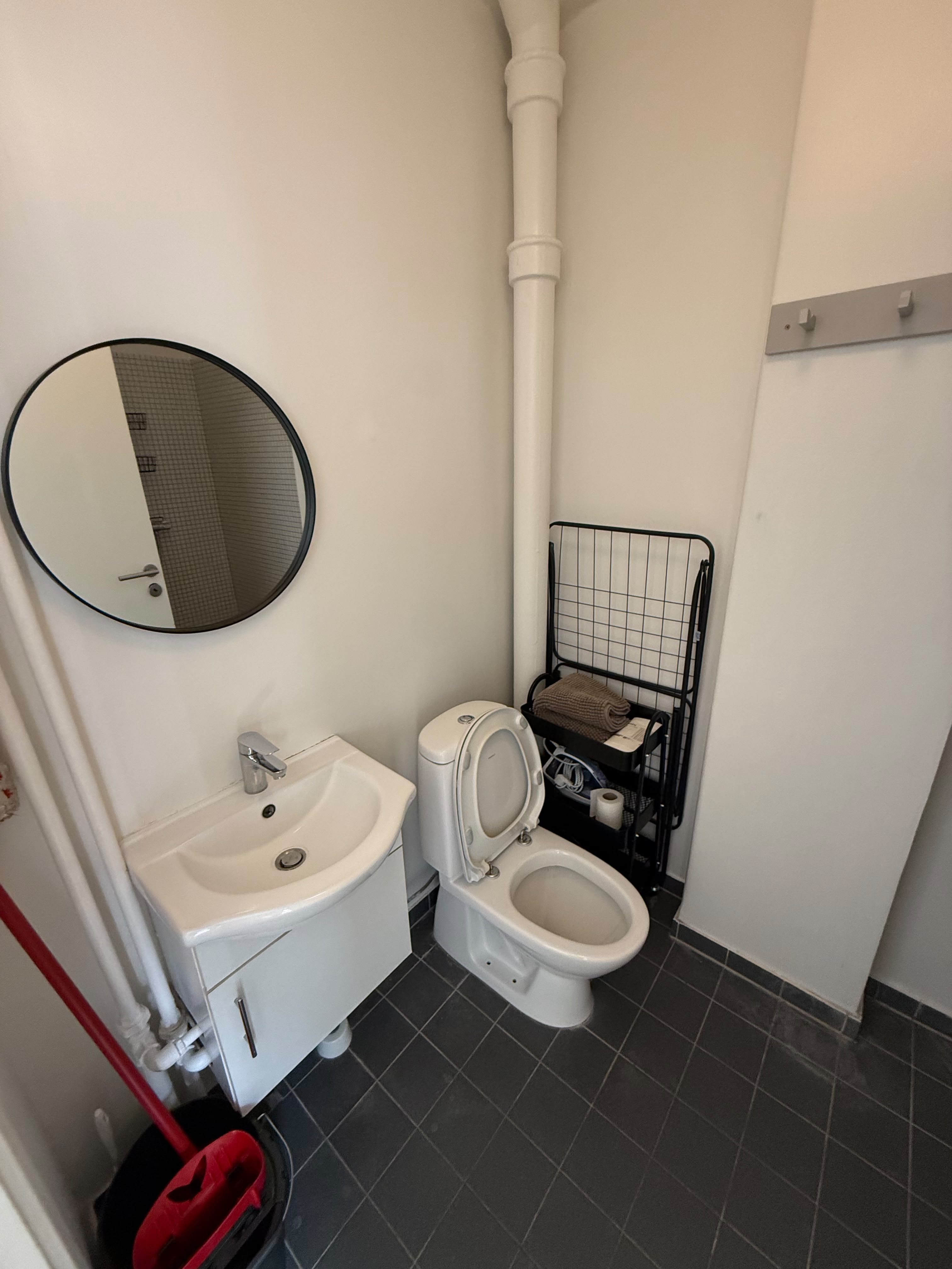 New Fully Furnished Room Available – Hyrdevangen 