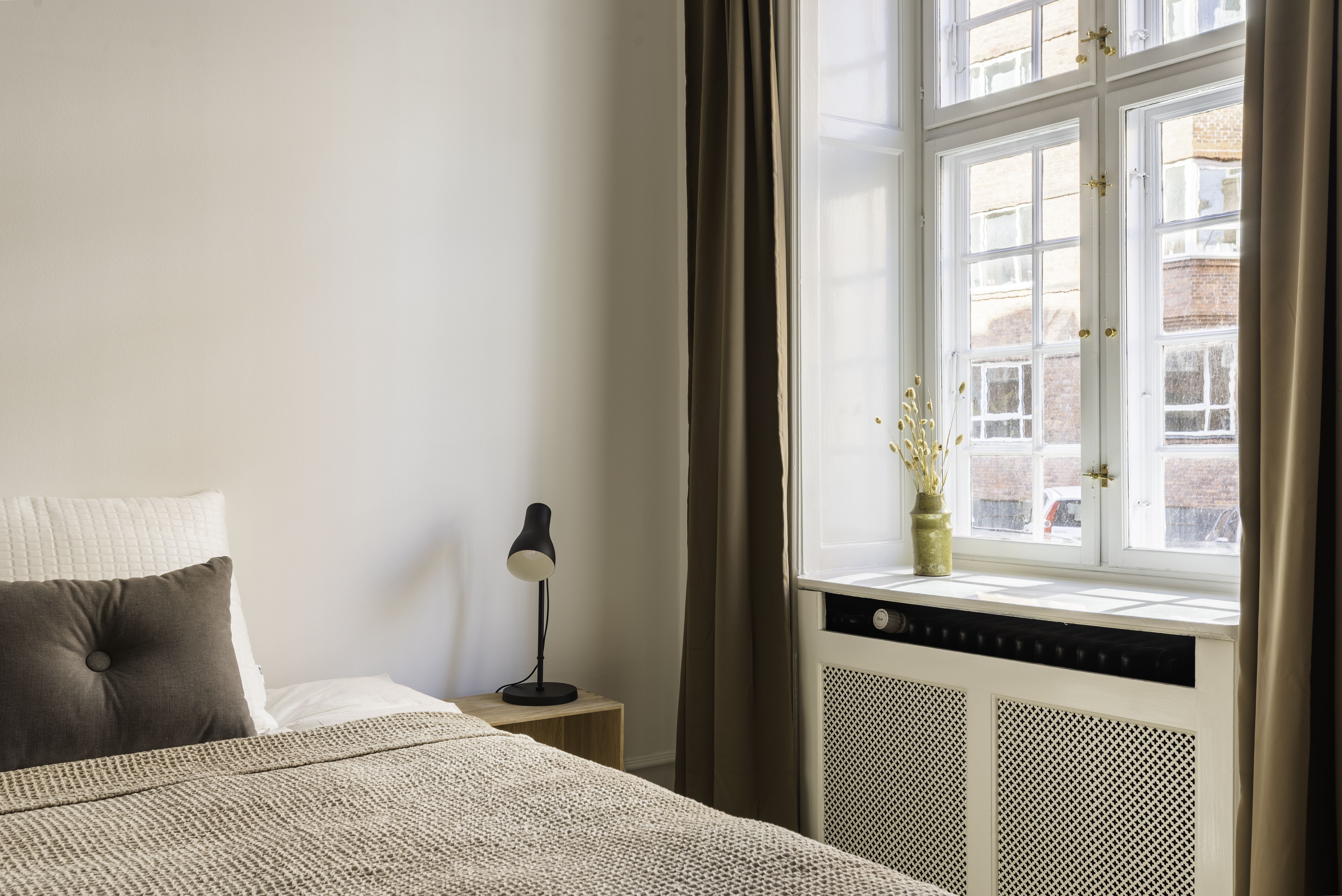 Furnished co-living apartment for working professionals