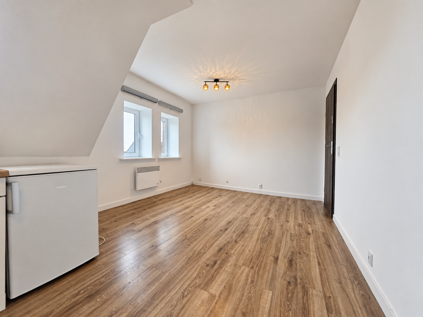 🏠 1-VÆRELSES LEJLIGHED TIL LEJE 