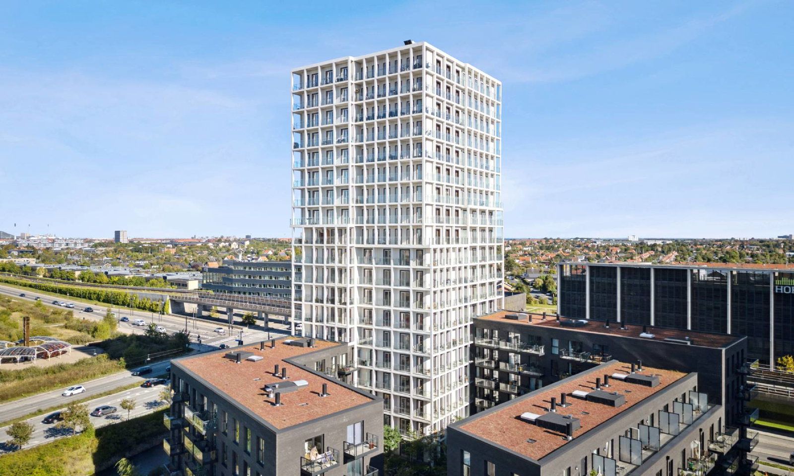 Bella Tower – Bellakvarterets pejlemærke i 60 meters højde