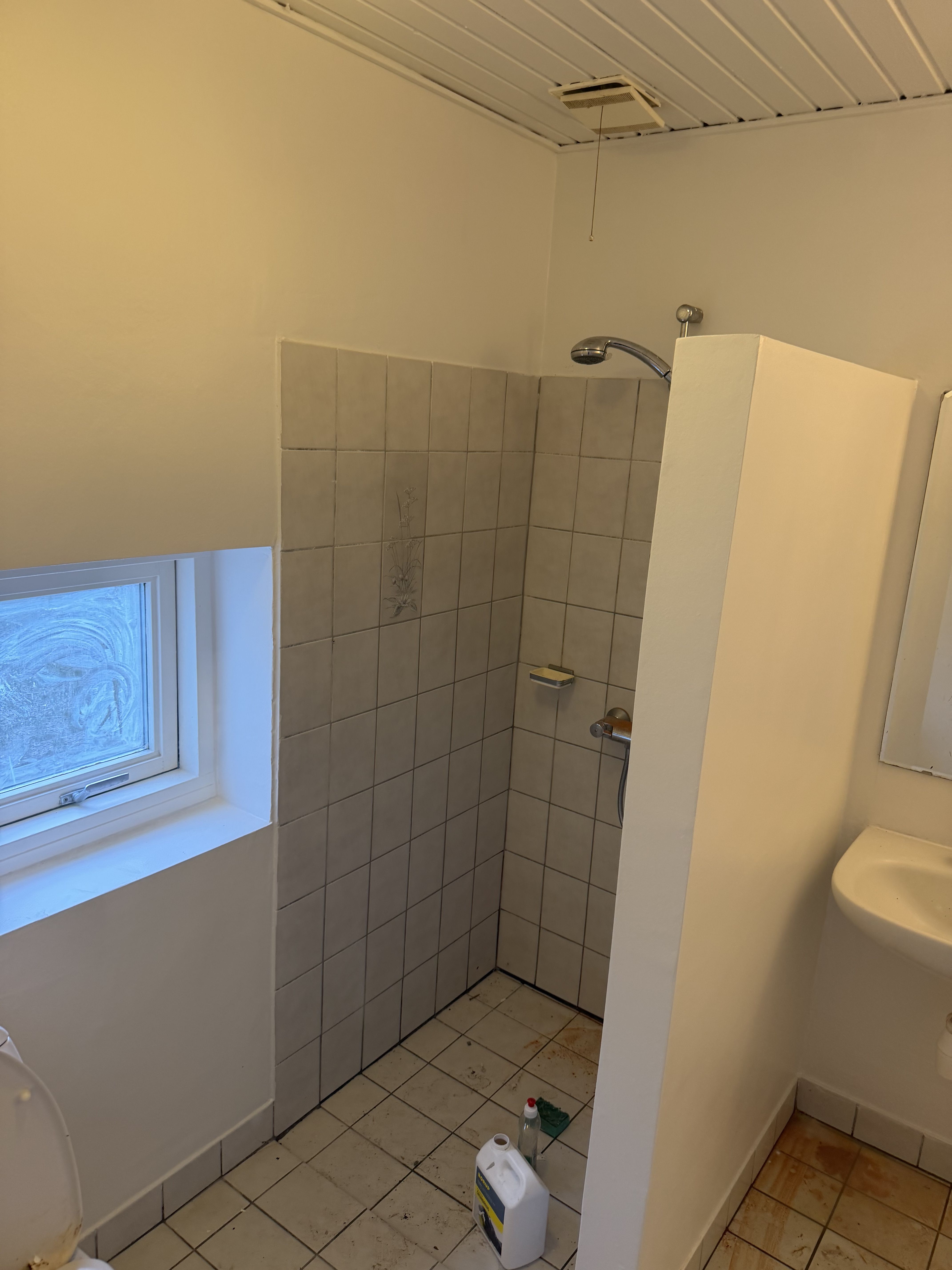 Nyrenoveret 1 værelses lejlighed i centrum af Farsø