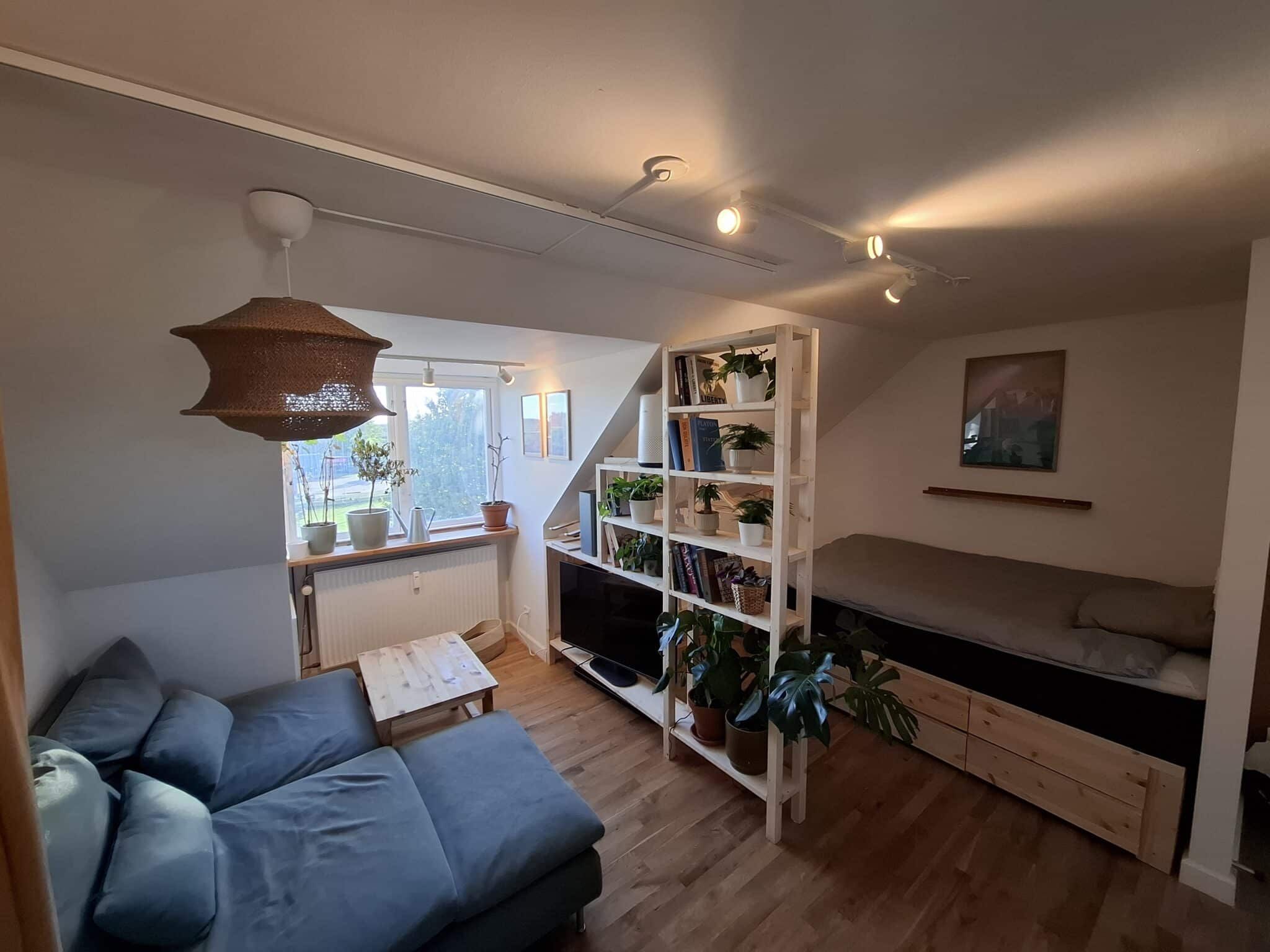 Nyrenoveret møbleret lejlighed | København  NV.