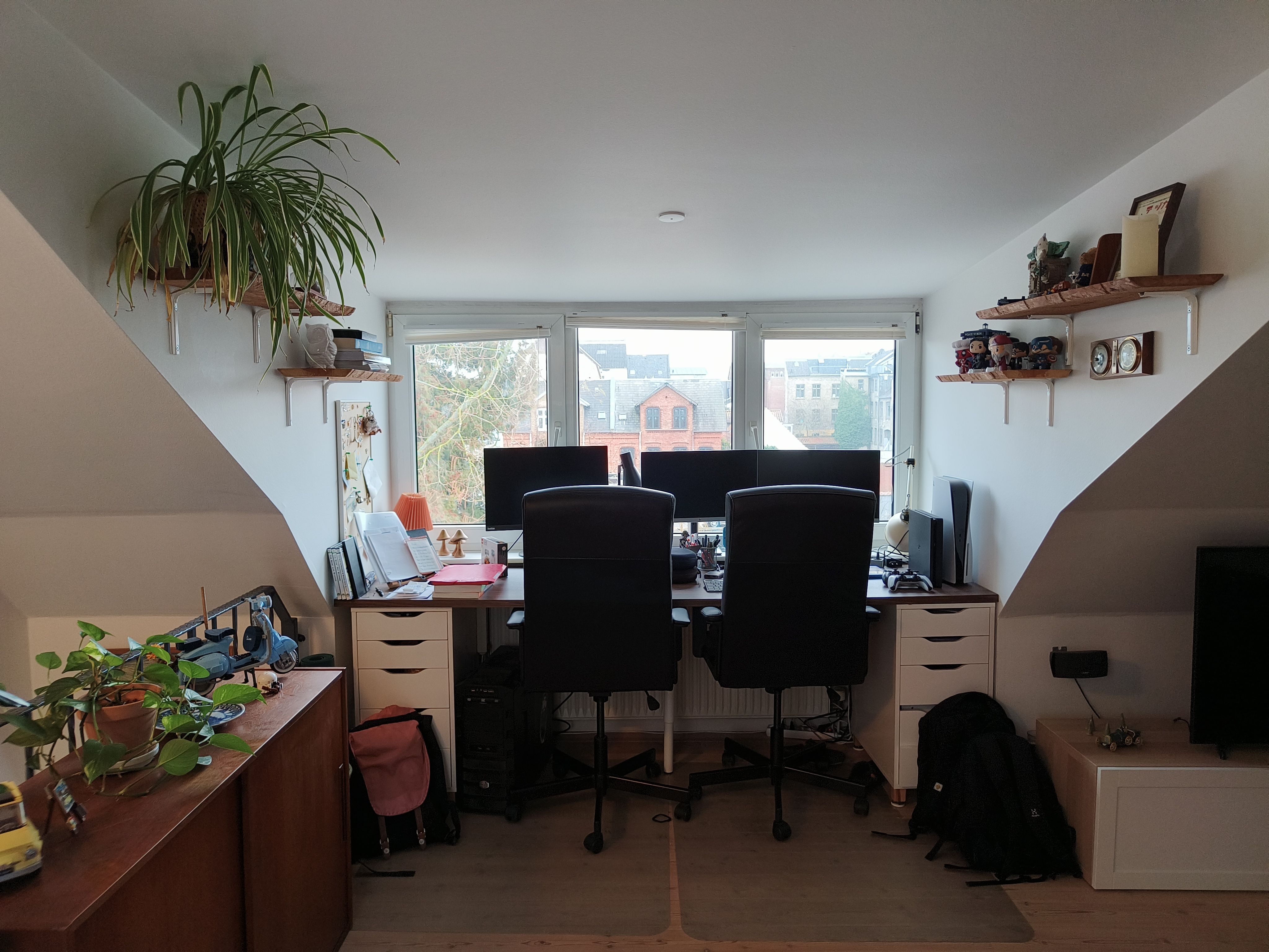 Hyggelig og charmerende dejlig stor lys 3 værelses lejlighed på 74 m2, Odense C.