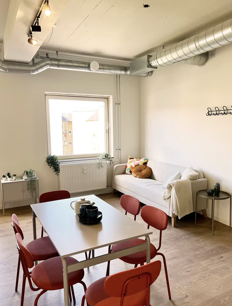 Renting a room in a co-living Apartment PULSE