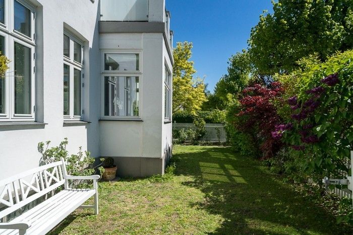 Villalejlighed med direkte adgang til have på attraktiv Frederiksberg-adresse