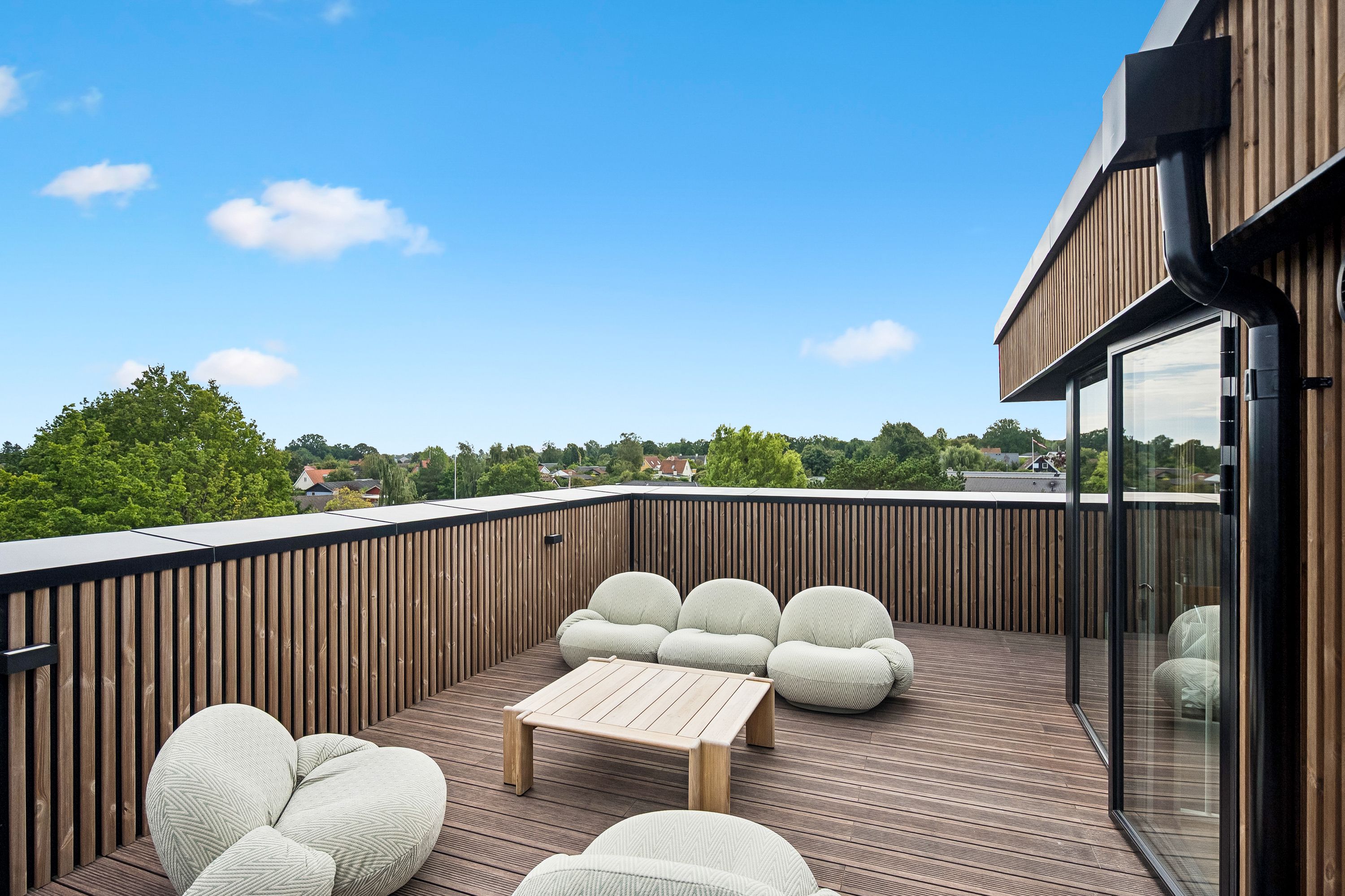 Rækkehus i 2 plan med privat tagterrasse TEGNET AF HENNING LARSEN ARKITEKTER